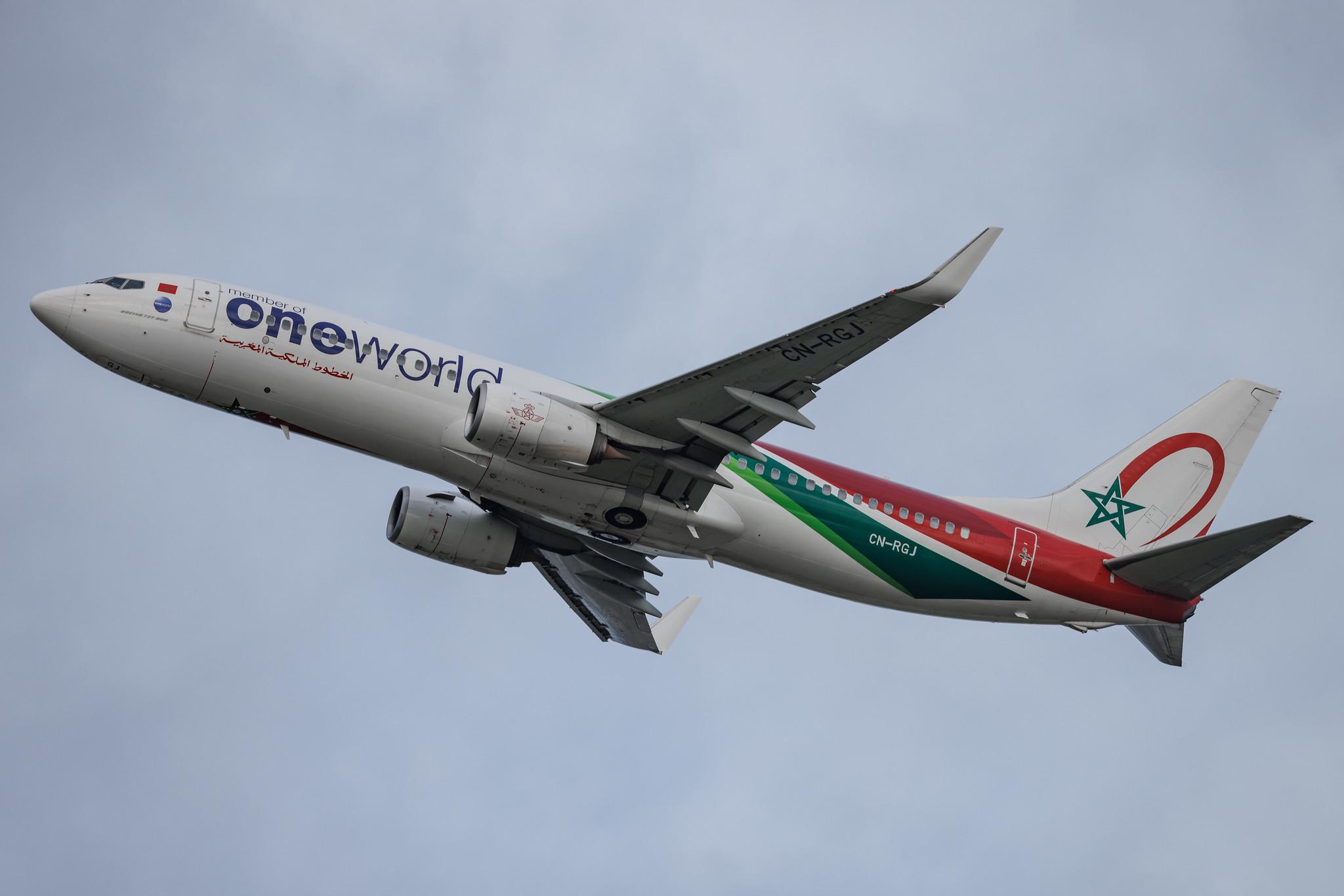 Paris Orly Airport: Royal Air Maroc (AT / RAM) | Livery: Oneworld Livery | Boeing 737-8B6 B738 | CN-RGJ | MSN 33072