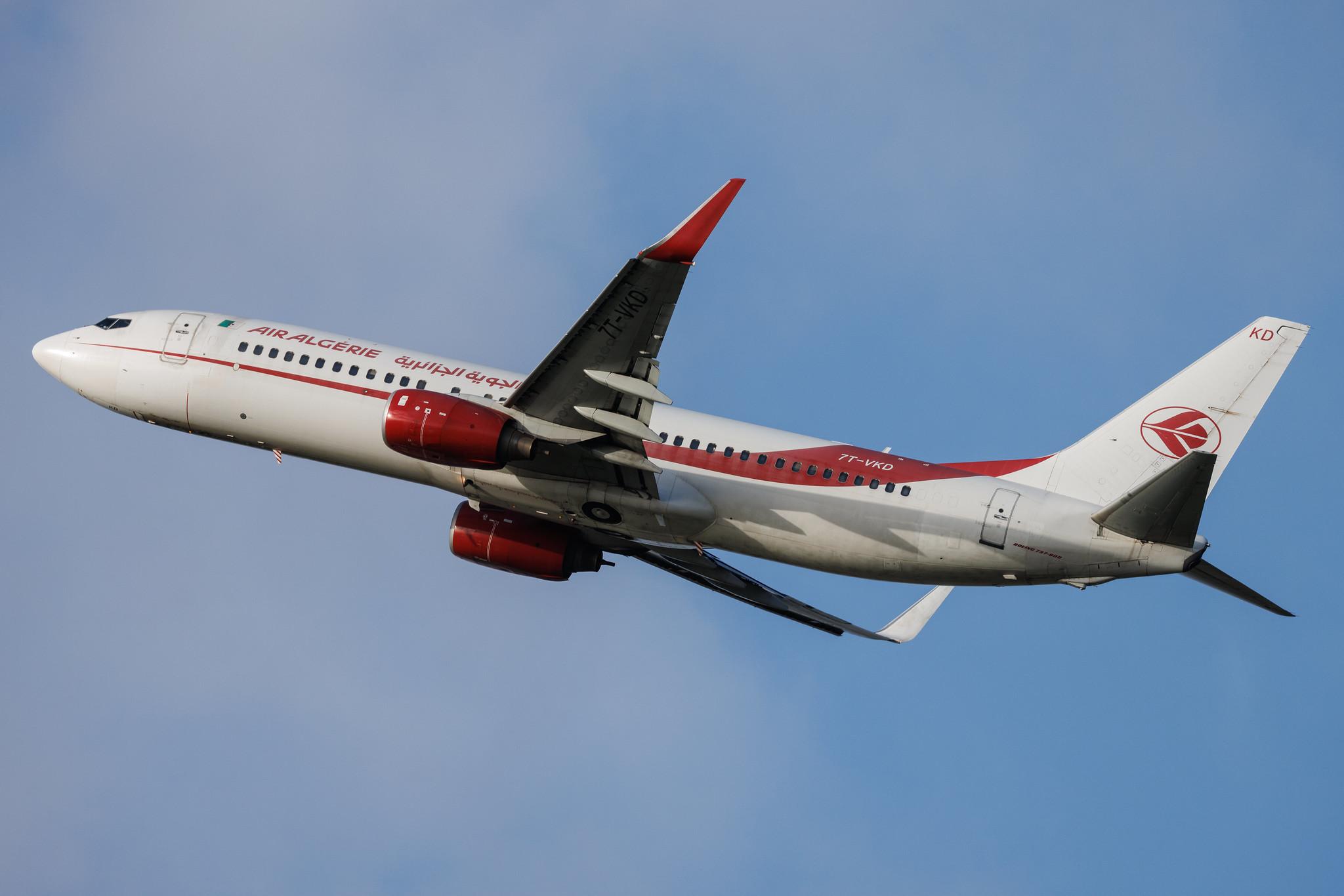 Paris Orly Airport: Air Algerie (AH / DAH) | Boeing 737-8D6 B738 | 7T-VKD | MSN 40858