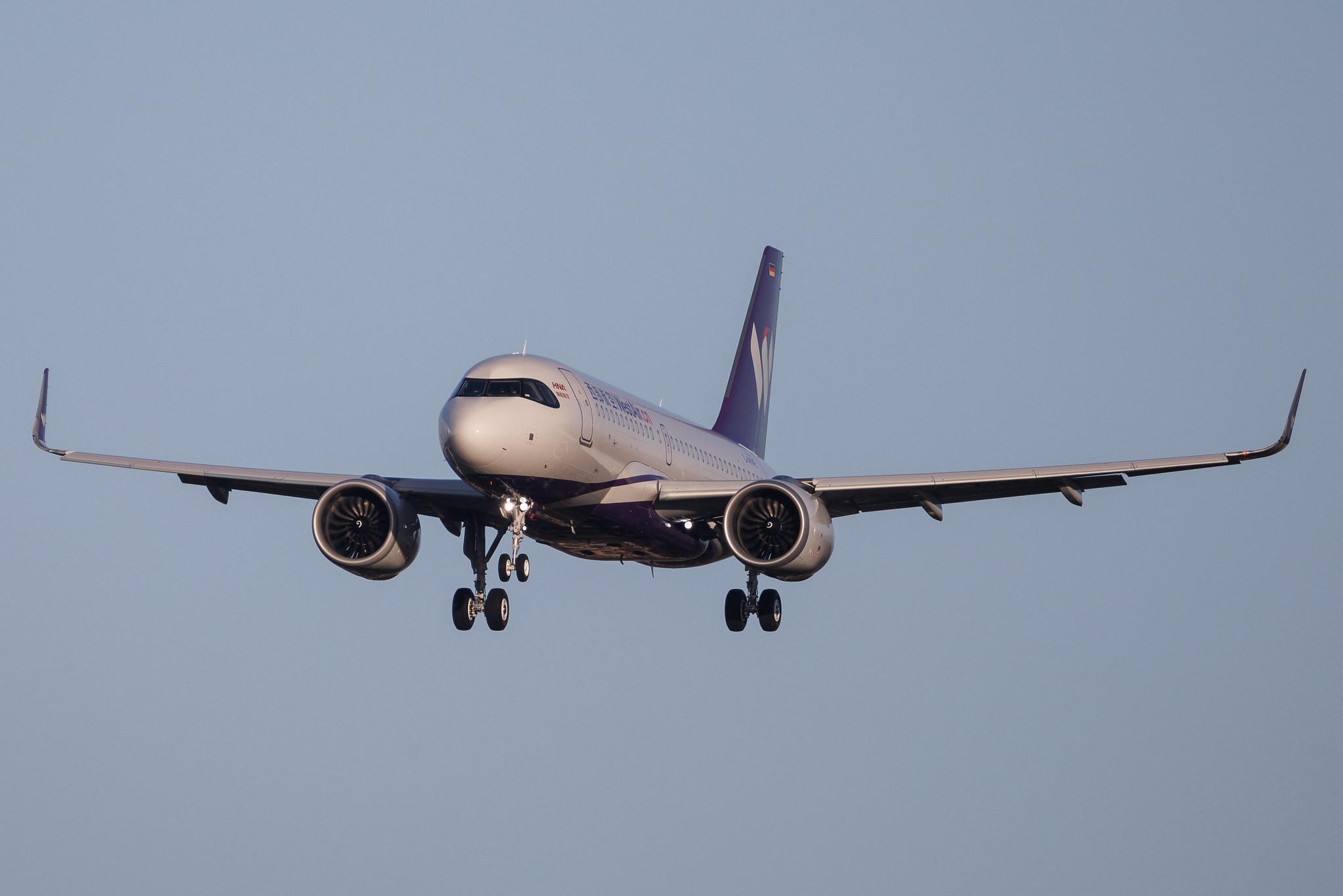 Hamburg Airport: West Air (PN / CHB) | Airbus A319-153N A19N | D-AVWE | B-32JM | MSN 12123
