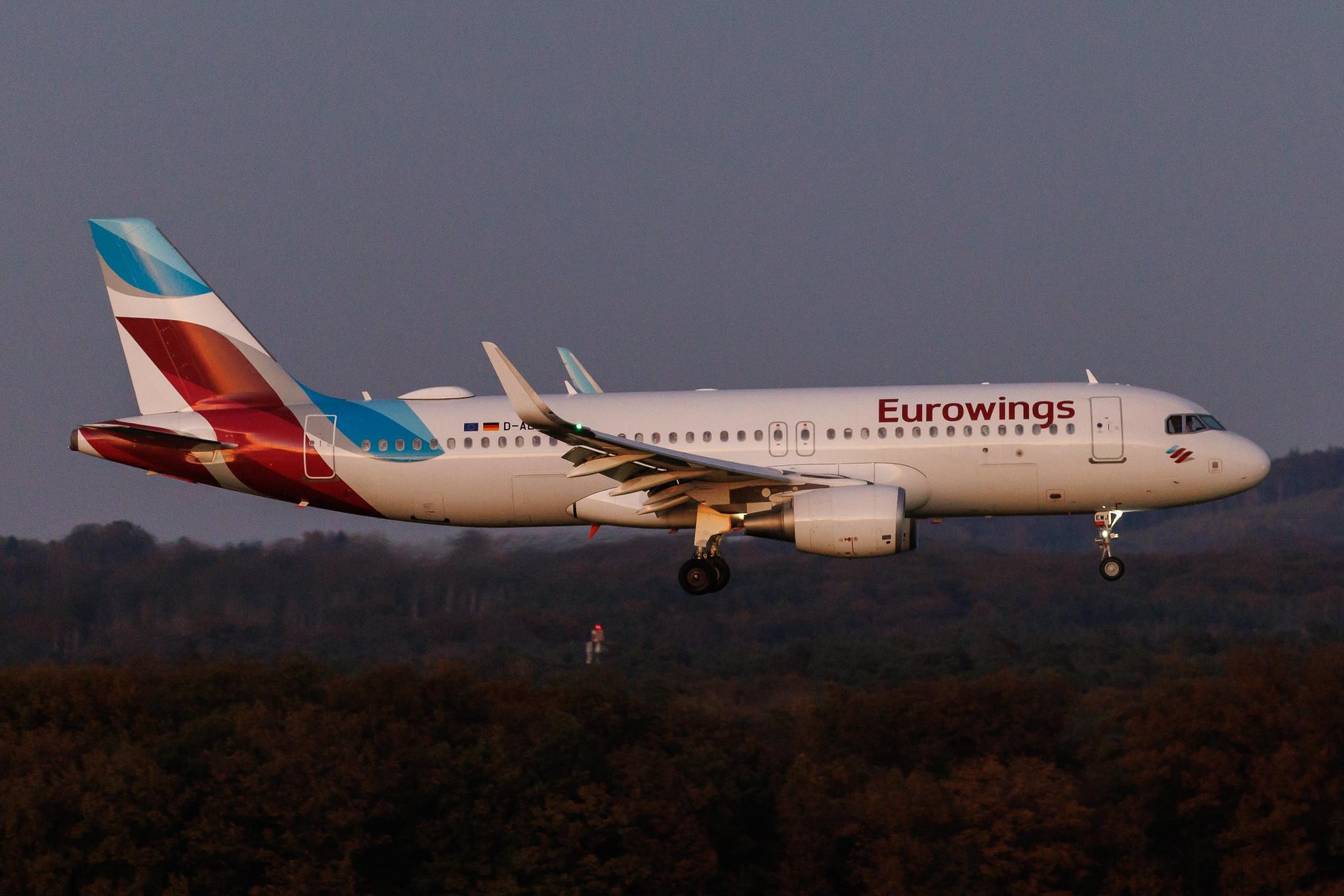 Köln Bonn Airport: Eurowings (EW / EWG) | Airbus A320-214 A320 | D-AEWJ | MSN 7216