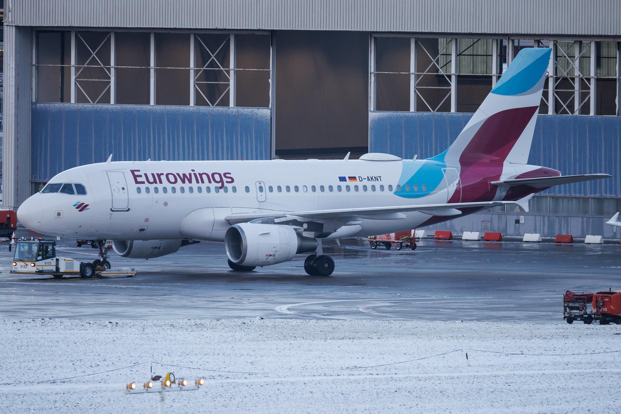 Hamburg Airport: Eurowings (EW / EWG) | Airbus A319-112 A319 | D-AKNT | MSN 2607