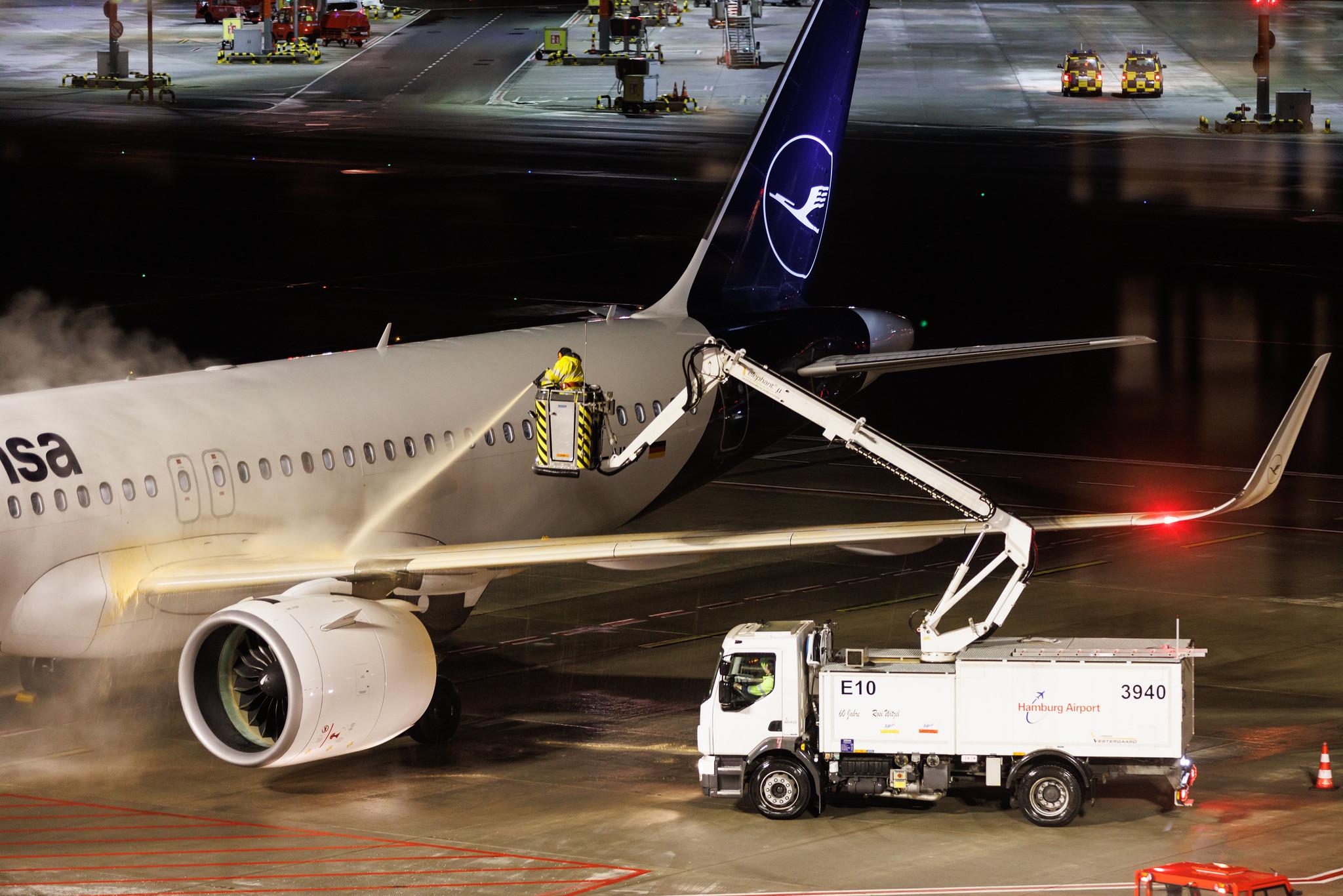 Hamburg Airport: Lufthansa (LH / DLH) | Airbus A320-271N A20N | D-AINK | MSN 8249