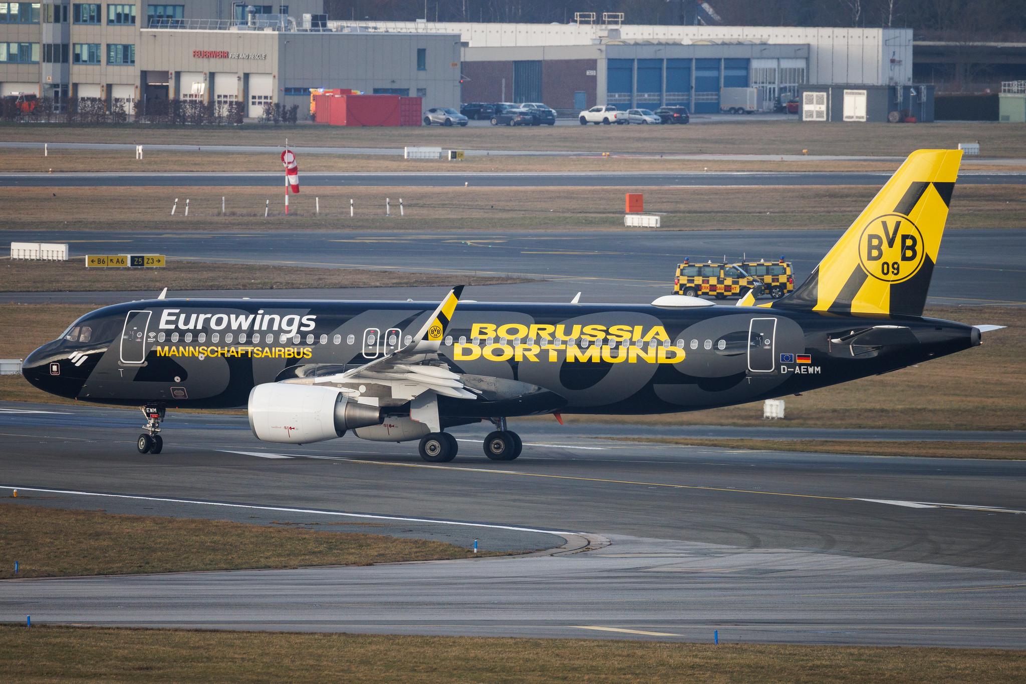 Hamburg Airport: Eurowings (EW / EWG) | Livery: BVB FanAirbus | Airbus A320-214 A320 | D-AEWM | MSN 7259