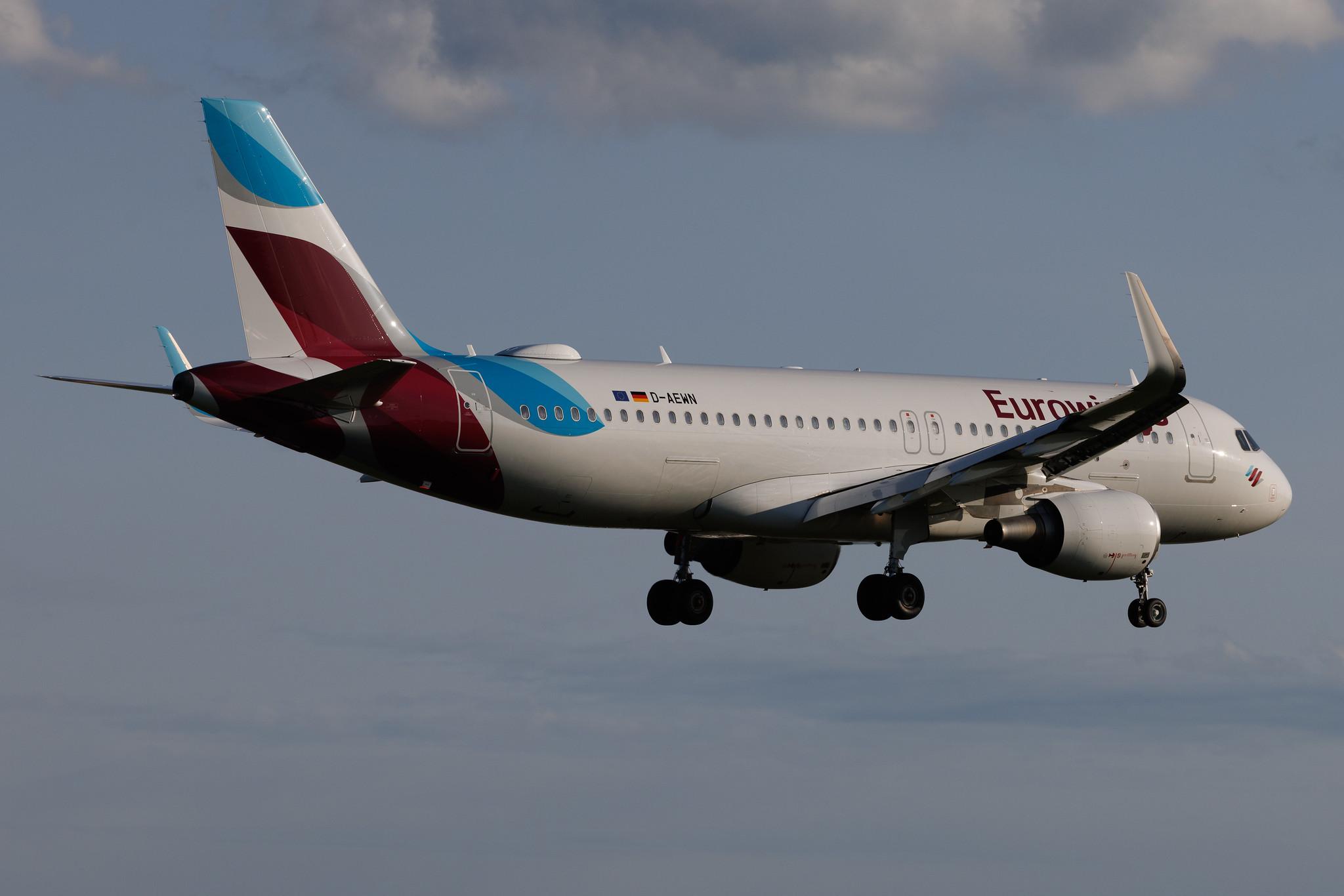 Hamburg Airport: Eurowings (EW / EWG) | Airbus A320-214 A320 | D-AEWN | MSN 7393