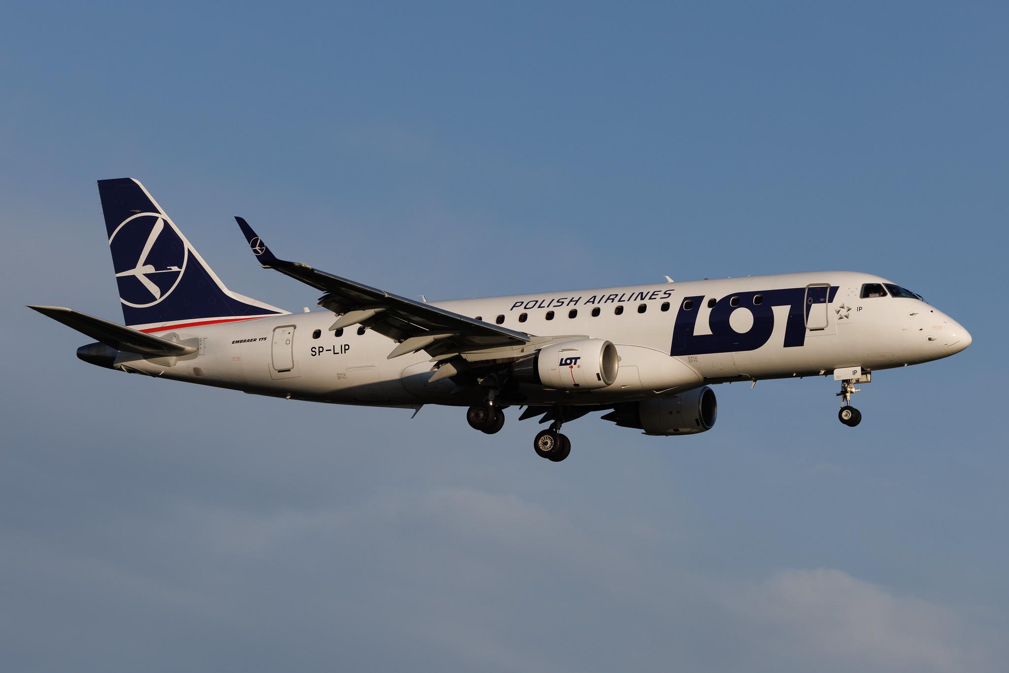 Hamburg Airport: LOT (LO / LOT) | Embraer E175STD E75S | SP-LIP | MSN 17000334