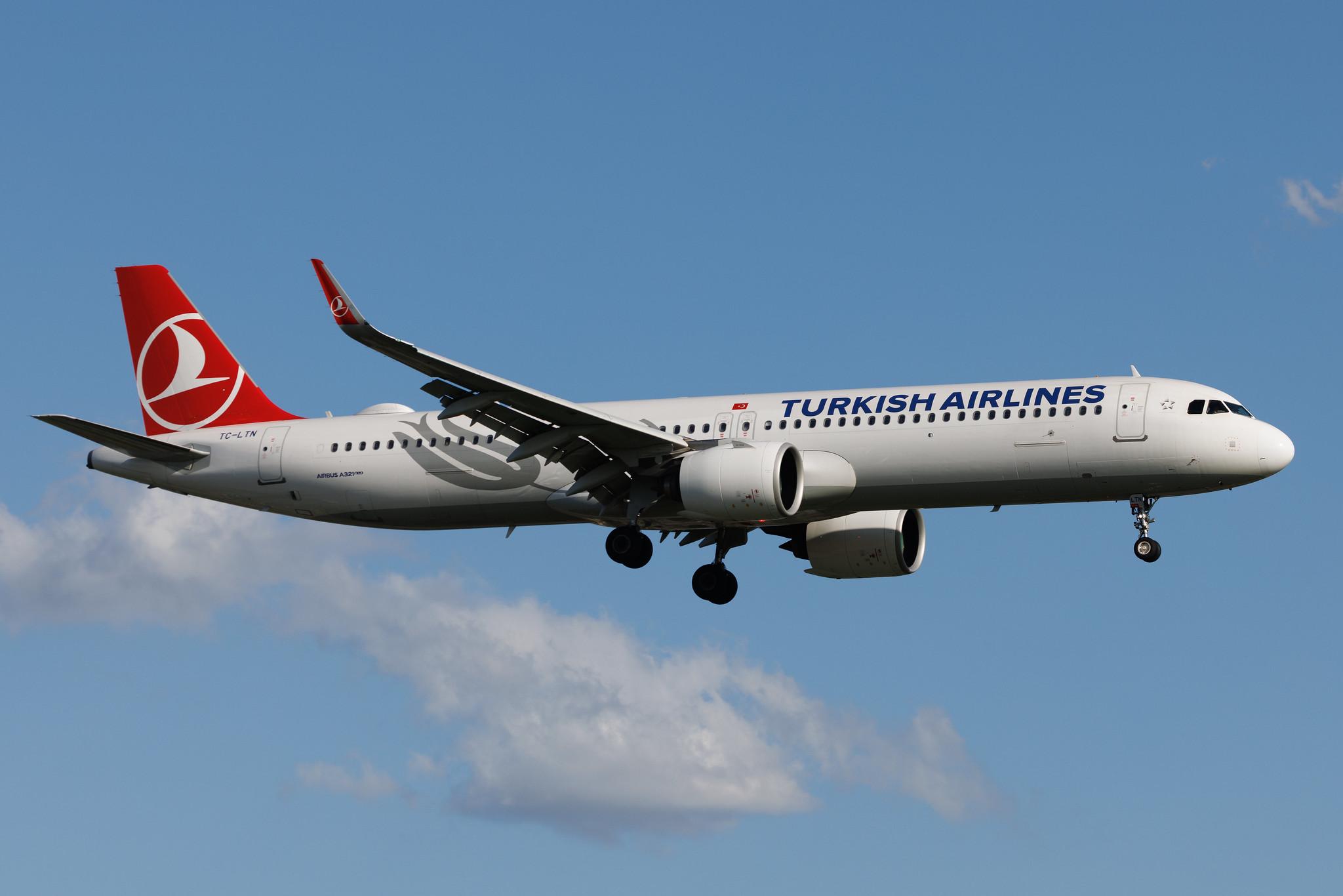 Hamburg Airport: Turkish Airlines (TK / THY) | Airbus A321-271NX A21N | TC-LTN | MSN 11048