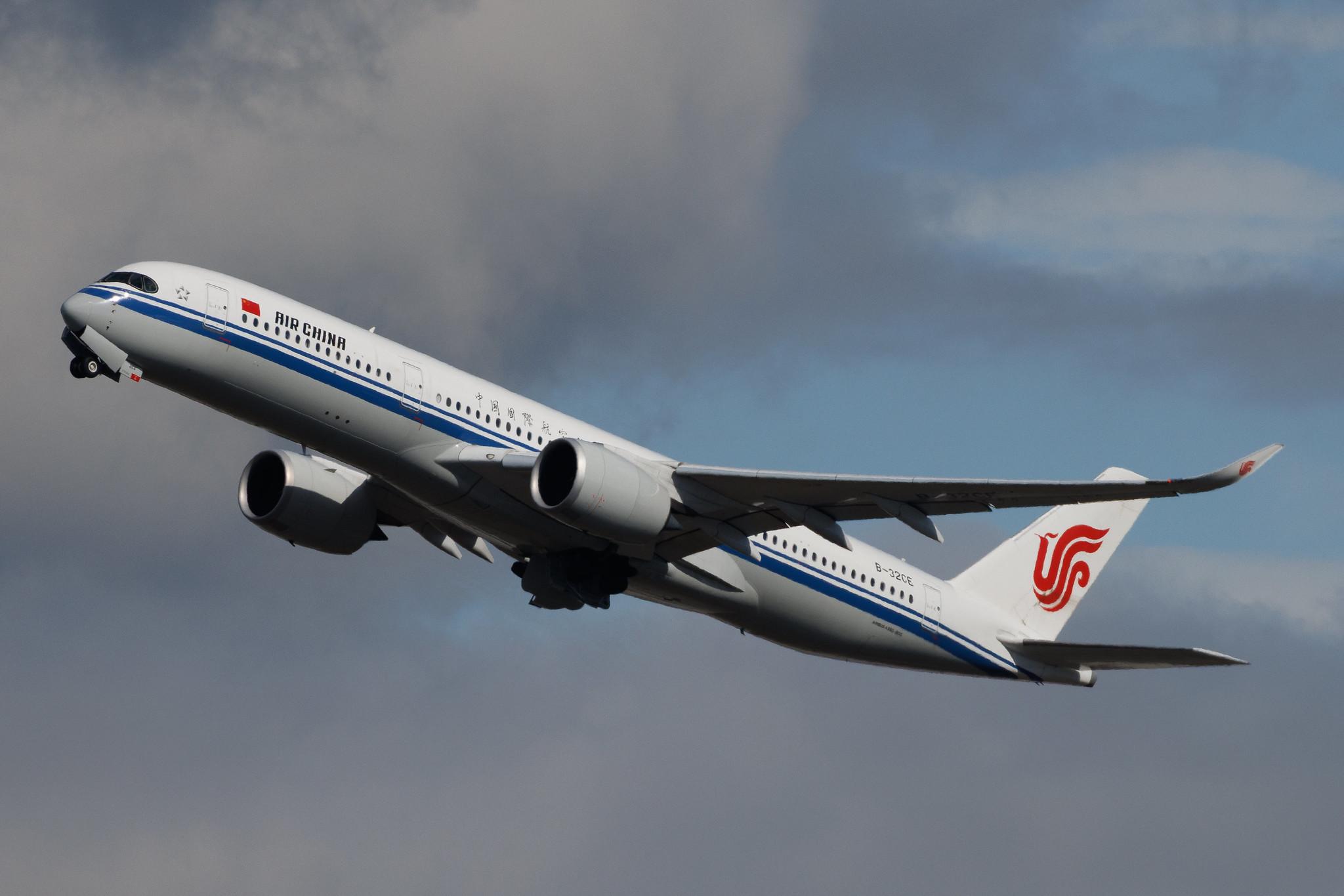 Vienna International Airport: Air China (CA / CCA) | Airbus A350-941 A359 | B-32CE | MSN 574