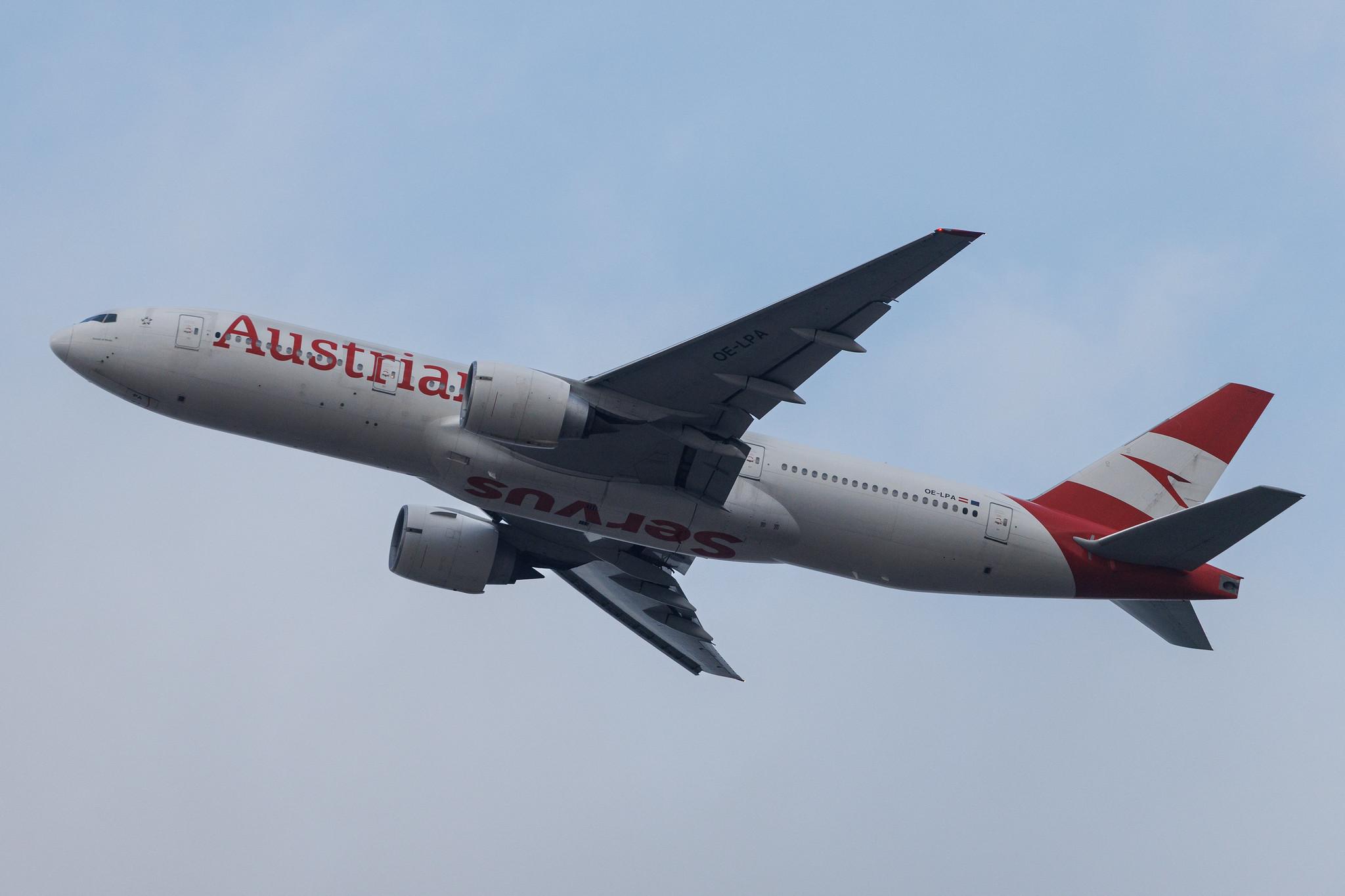 Vienna International Airport: Austrian Airlines (OS / AUA) | Boeing 777-2Z9(ER) B772 | OE-LPA | MSN 28698