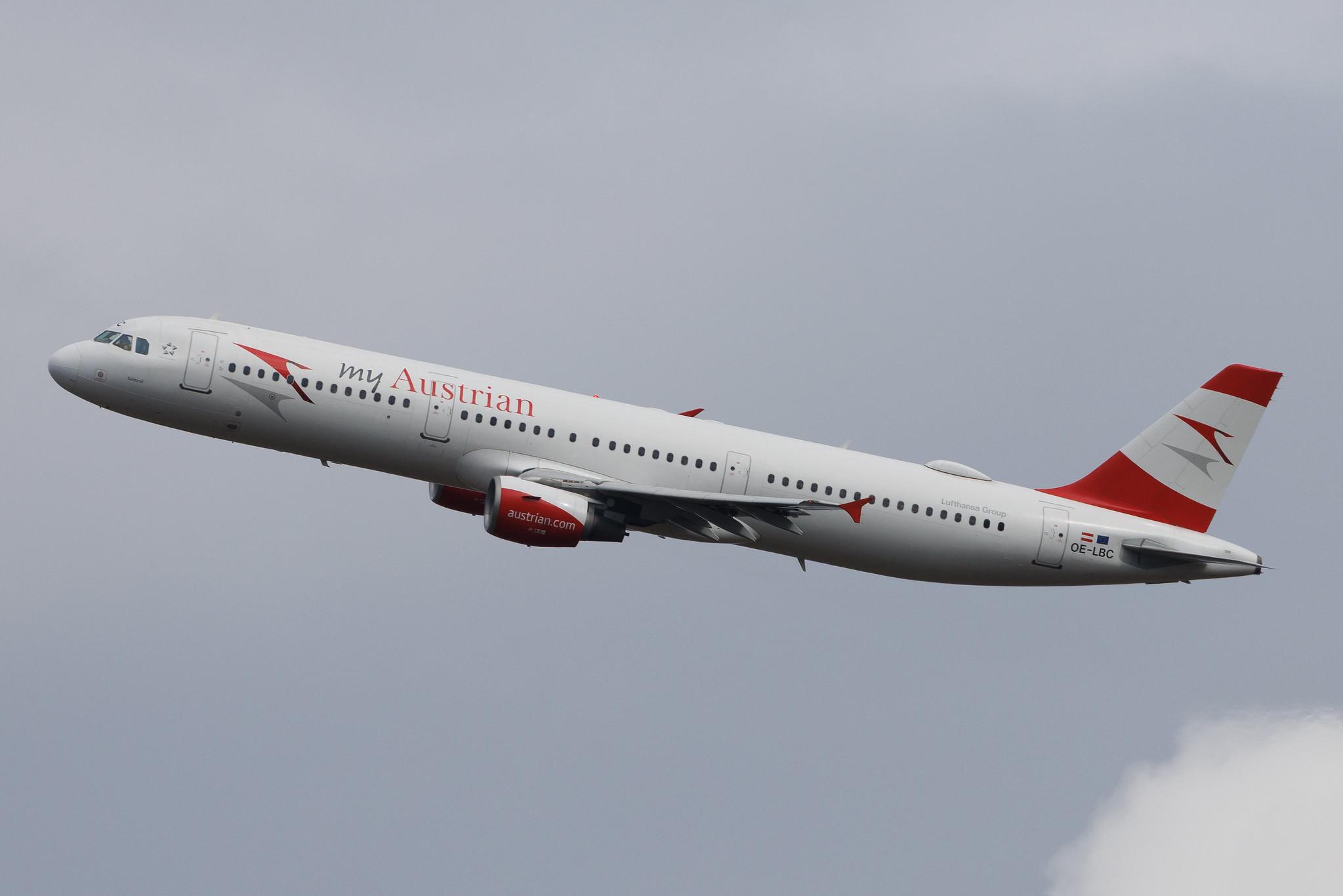 Vienna International Airport: Austrian Airlines (OS / AUA) | Airbus A321-111 A321 | OE-LBC | MSN 0581