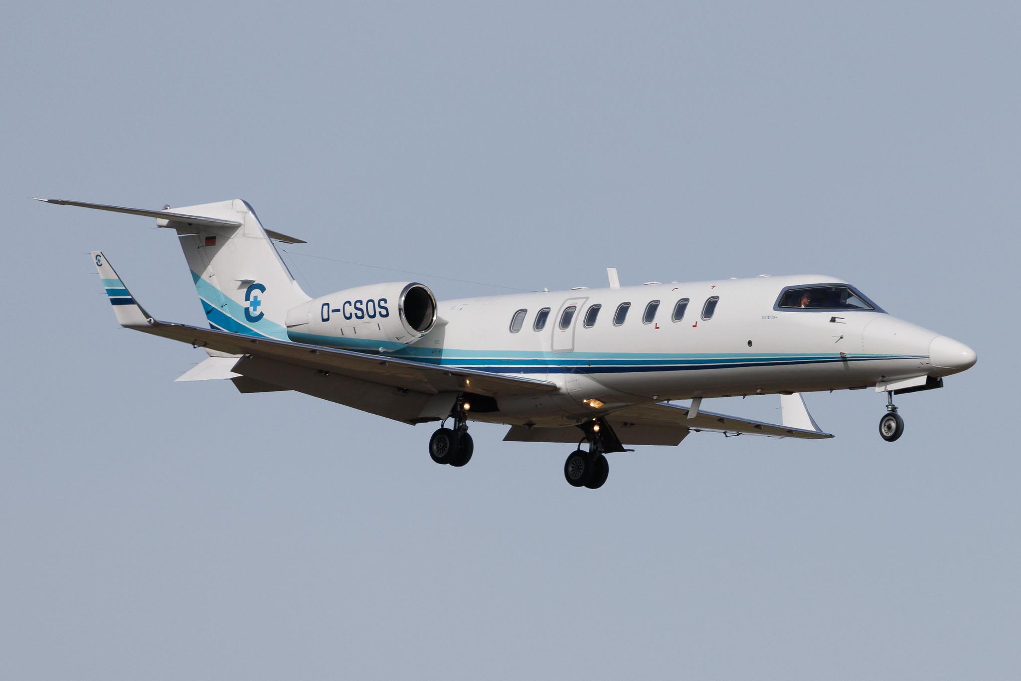 Vienna International Airport: Unicair (UNI) | Learjet 45 LJ45 | D-CSOS | MSN 45-161