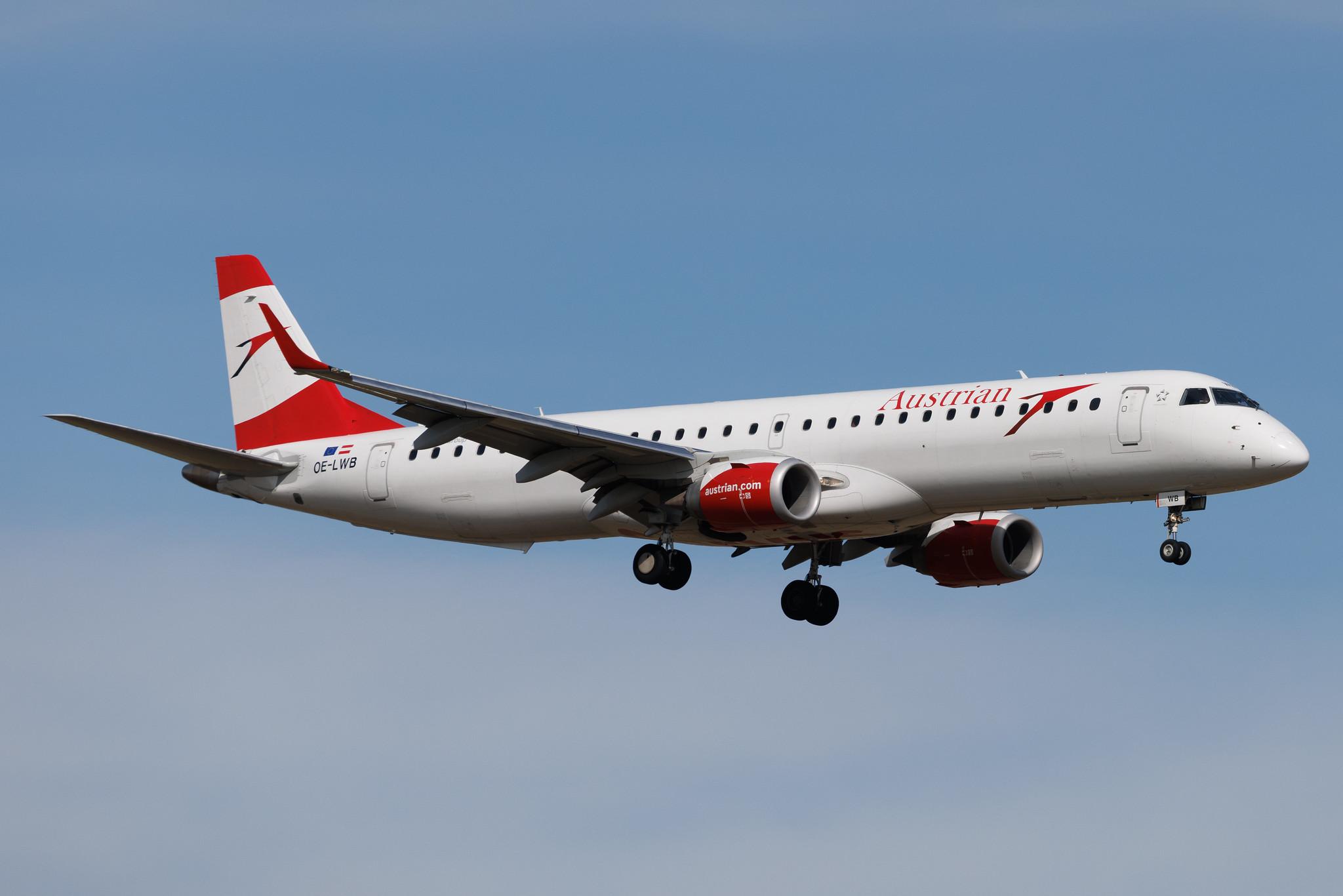 Vienna International Airport: Austrian Airlines (OS / AUA) | Embraer E195LR E195 | OE-LWB | MSN 19000324