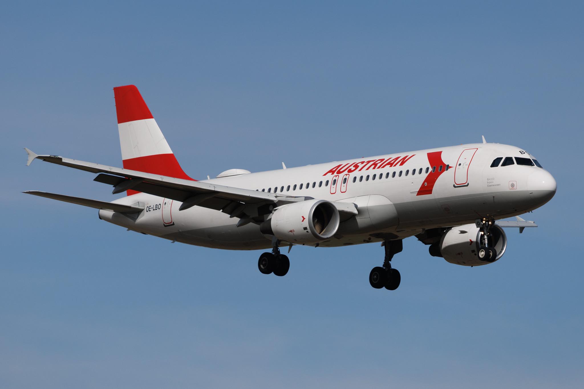 Vienna International Airport: Austrian Airlines (OS / AUA) | Livery: Retro Livery | Airbus A320-214 A320 | OE-LBO | MSN 0776