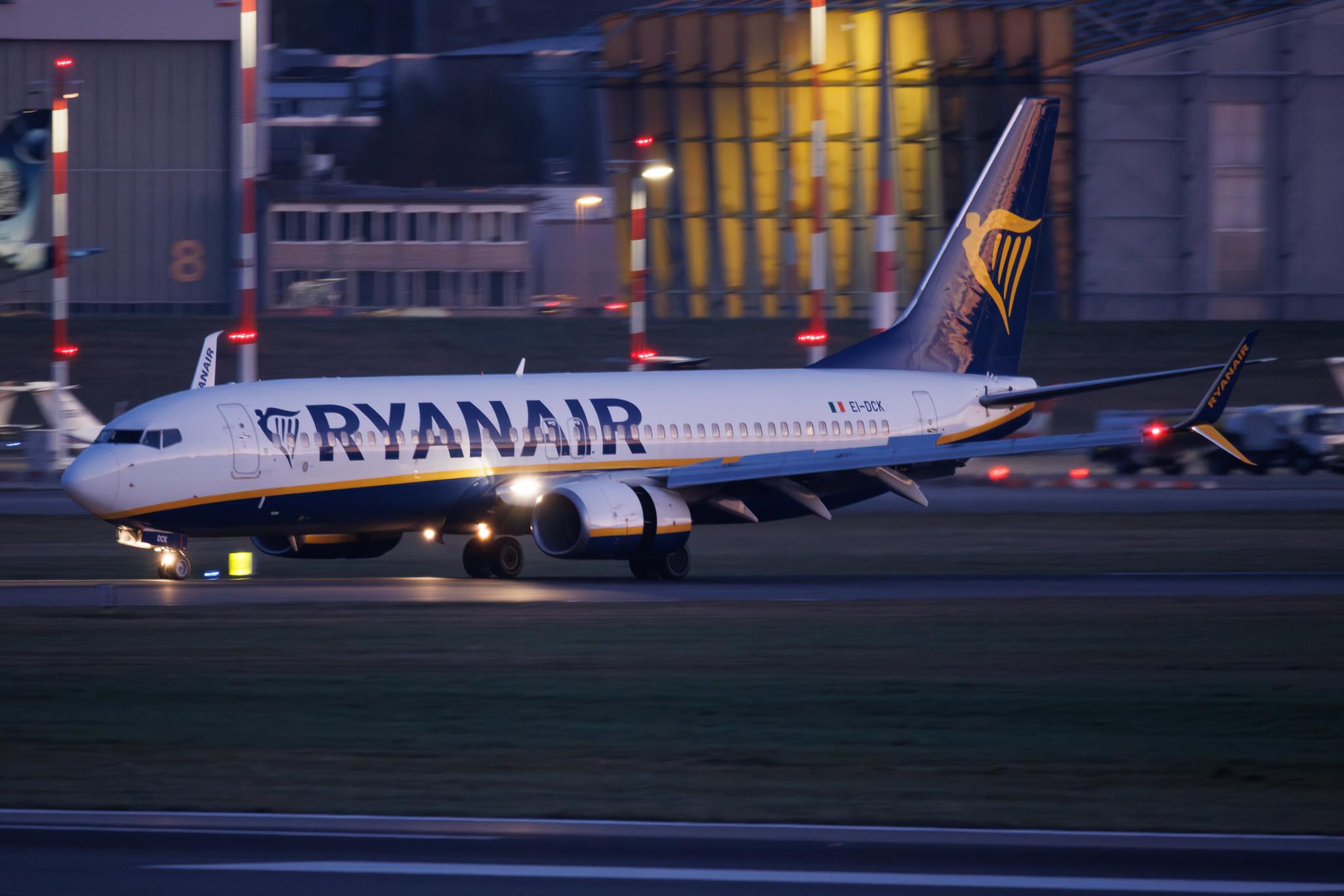 Hamburg Airport: Ryanair (FR / RYR) | Boeing 737-8AS B738 | EI-DCK | MSN 33565