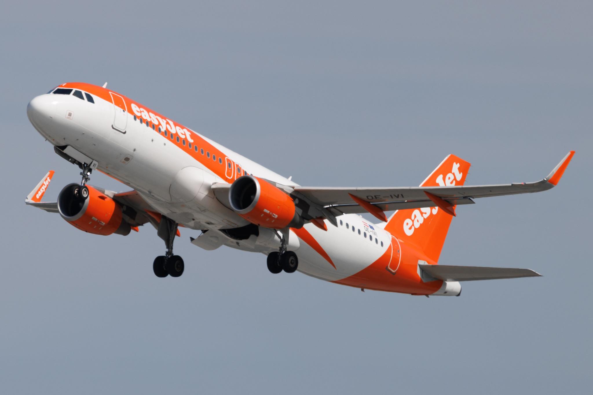 Flughafen Berlin Brandenburg: easyJet (U2 / EZY) | Operator: easyJet Europe | Airbus A320-214 A320 | OE-IVI | MSN 7490