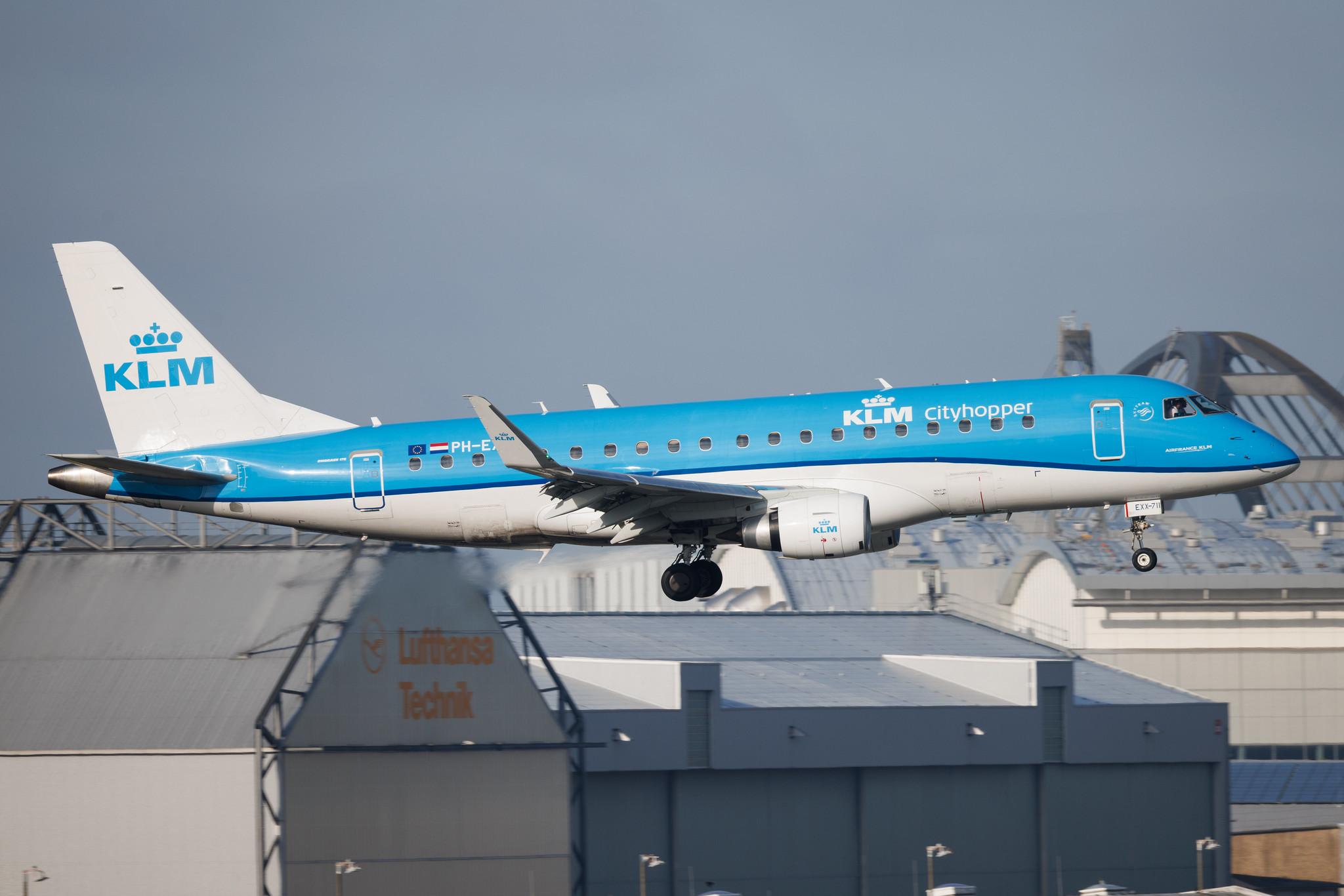 Hamburg Airport: KLM (KL / KLM) | Operator: KLM Cityhopper | Embraer E175STD E75L | PH-EXX | MSN 17000711