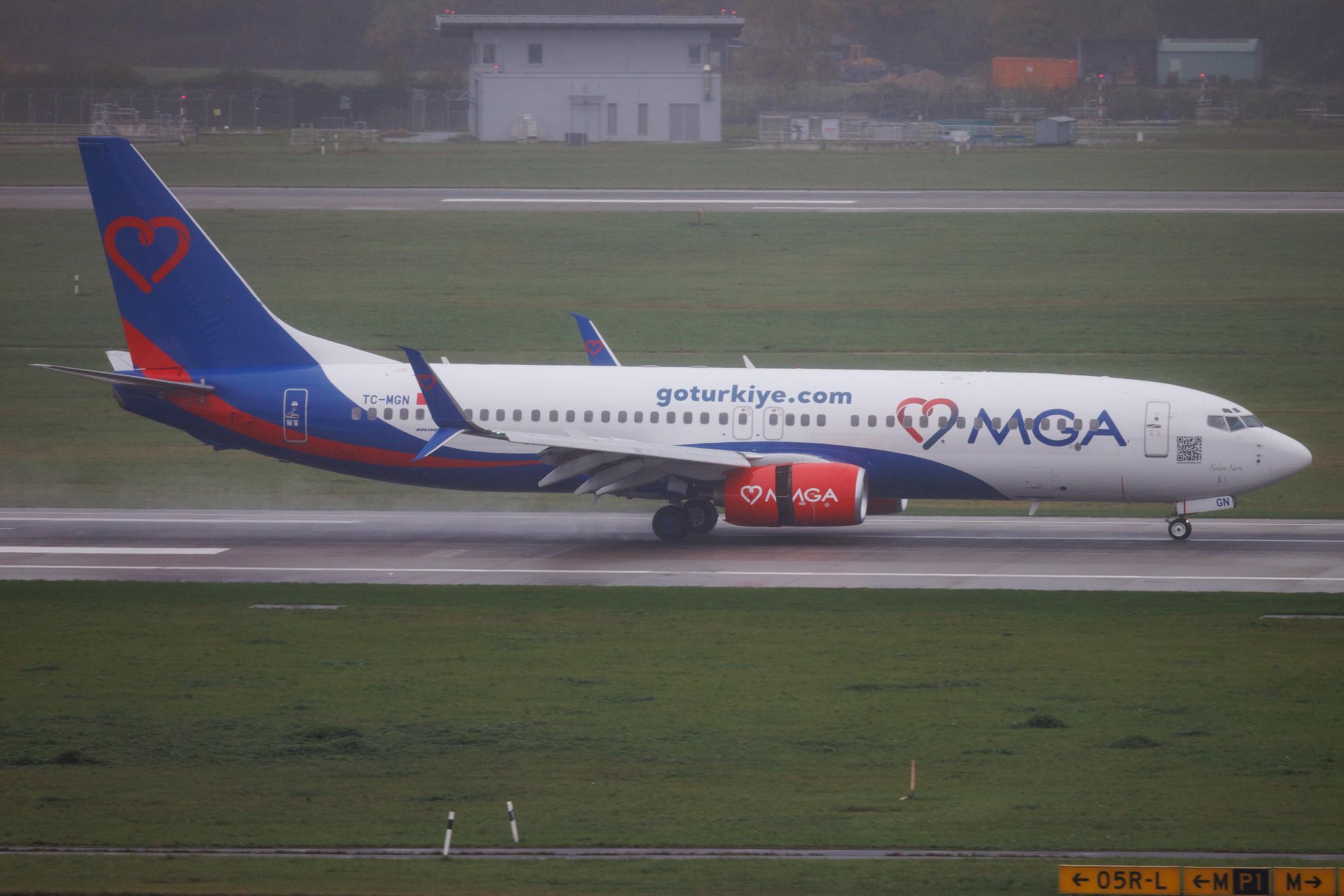 Düsseldorf Airport: Mavi Gök Airlines (4M / MGH) | Boeing 737-8S3 B738 | TC-MGN | MSN 29249
