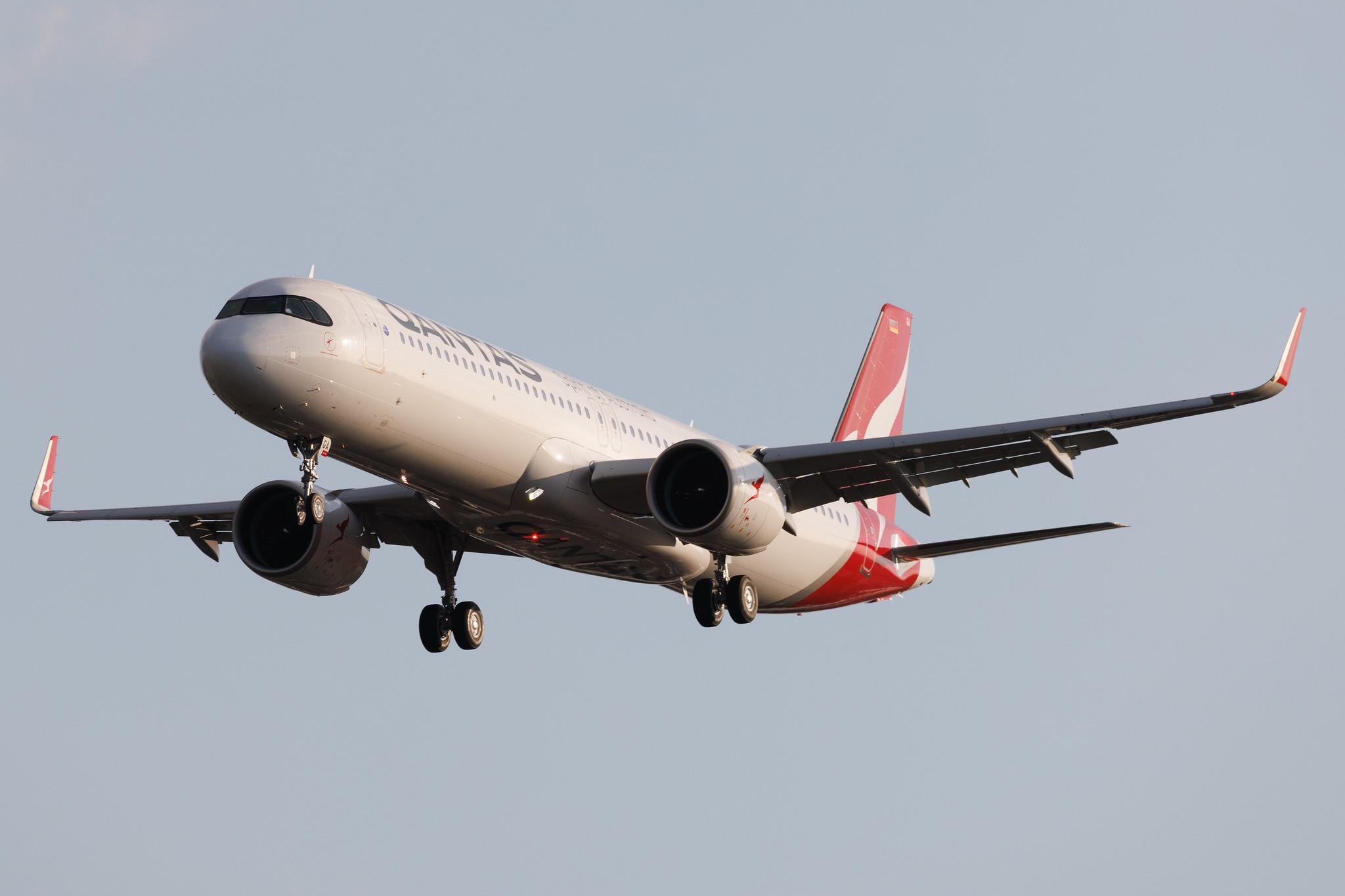 Hamburg Airport: Qantas (QF / QFA) | Airbus A321-253NY(XLR) A21N | D-AXXE | VH-OGA | MSN 12323