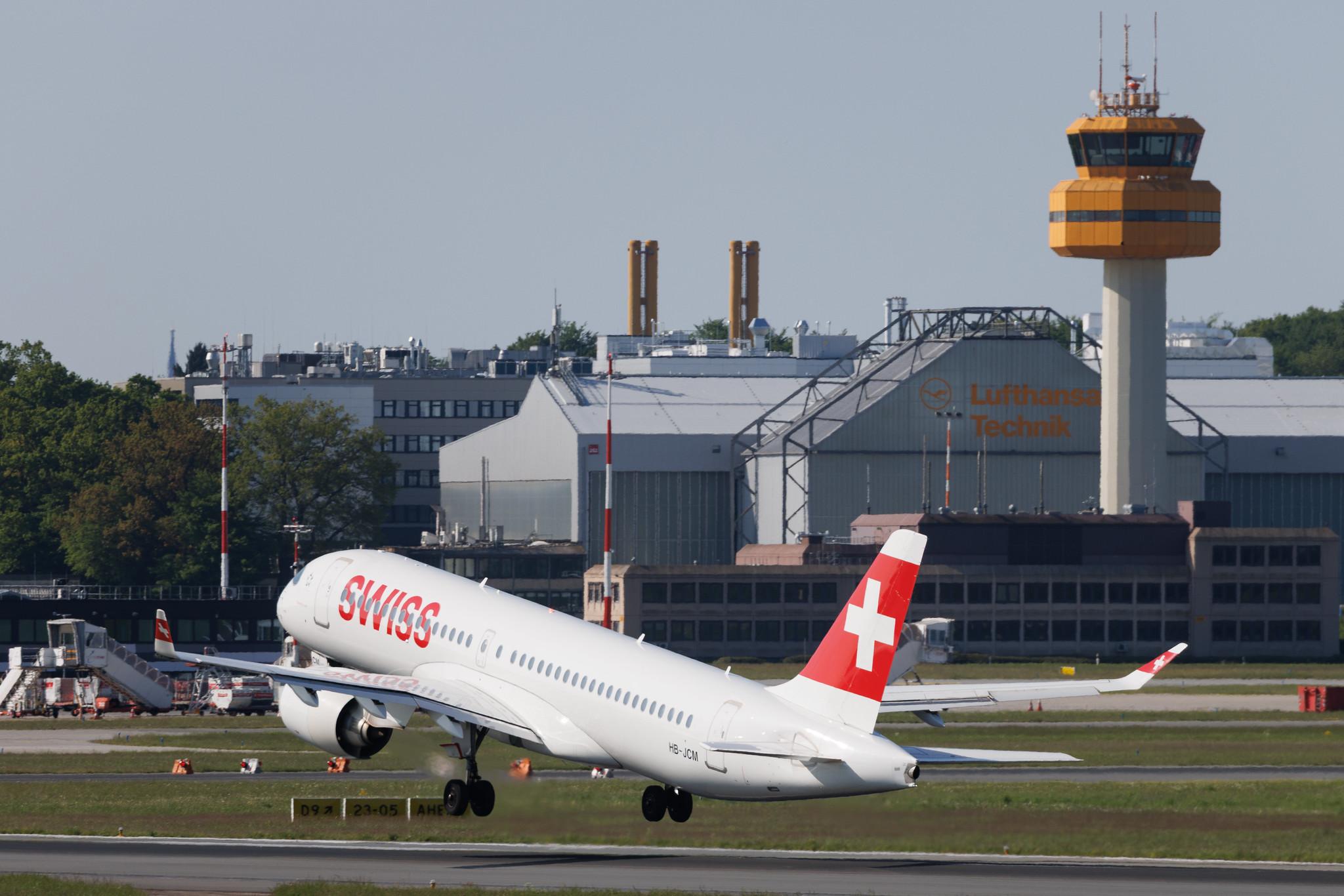 Hamburg Airport: Swiss (LX / SWR) | Airbus A220-300 BCS3 | HB-JCM | MSN 55030