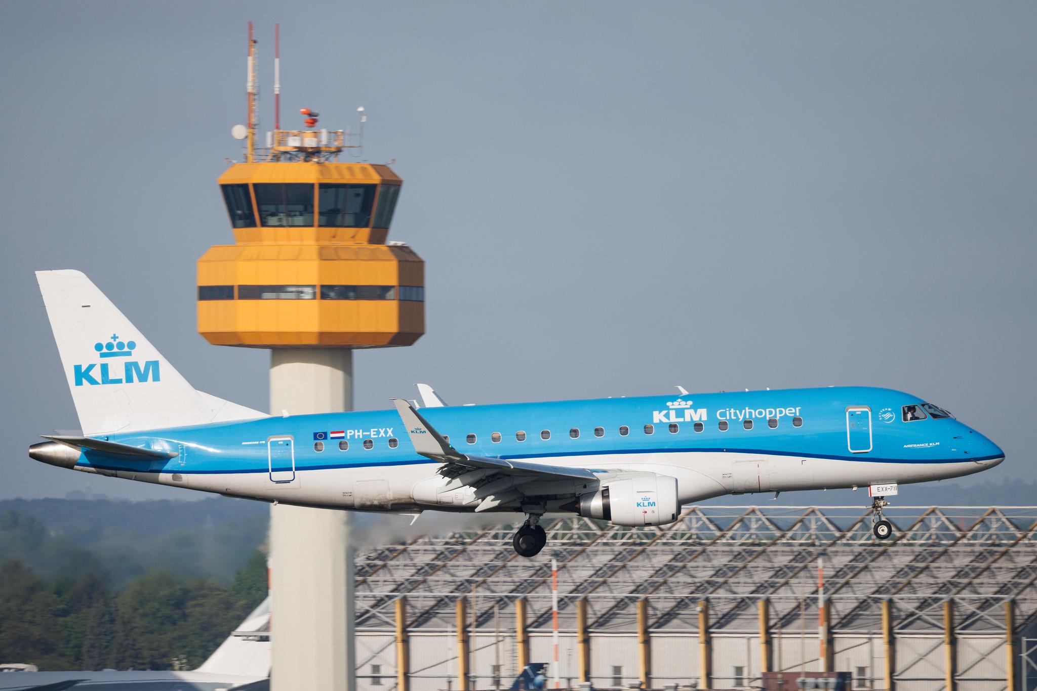 Hamburg Airport: KLM (KL / KLM) | Operator: KLM Cityhopper | Embraer E175STD E75L | PH-EXX | MSN 17000711