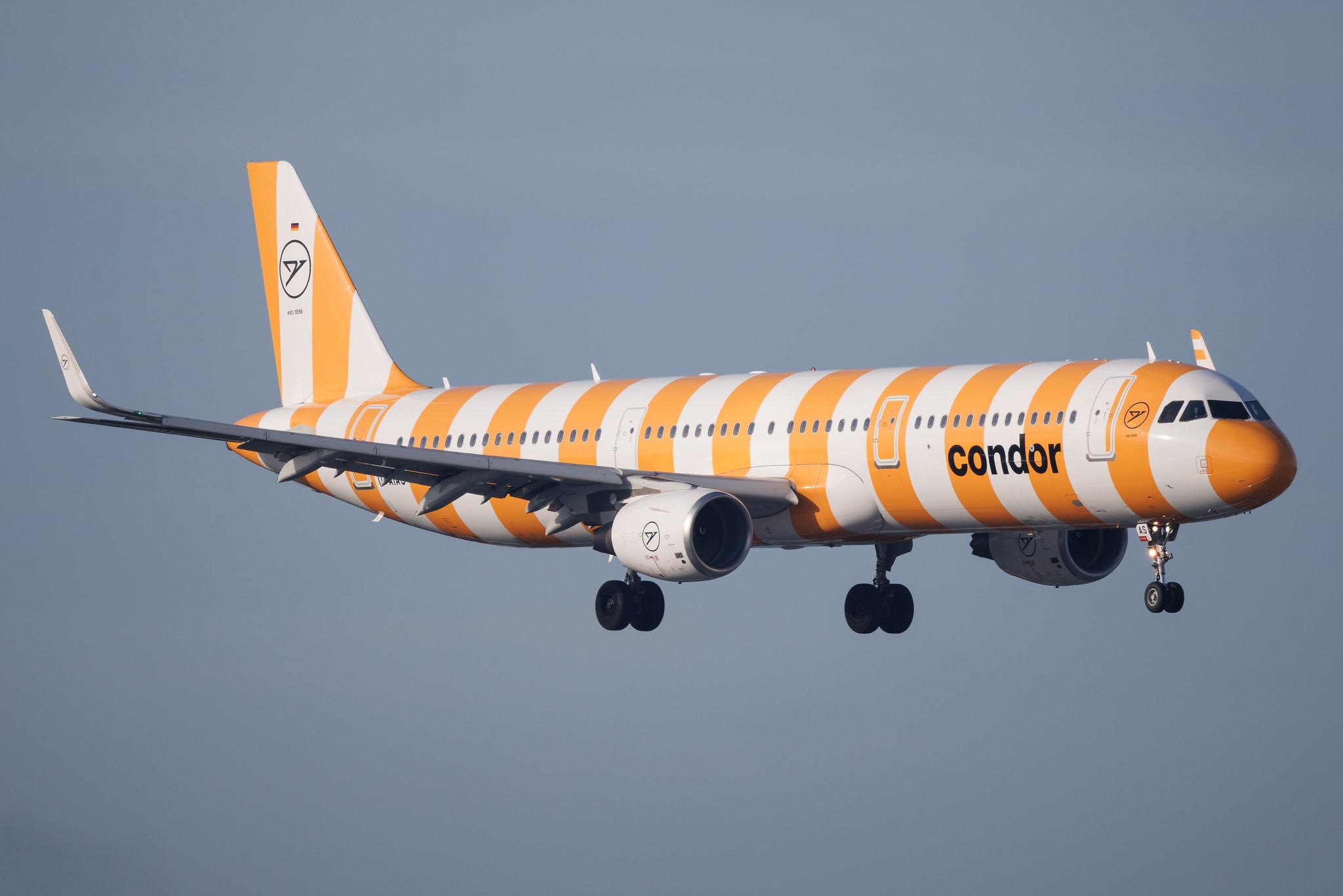 Hamburg Airport: Condor (DE / CFG) | Livery: Yellow Sunshine Livery | Airbus A321-211 A321 | D-AIAS | MSN 06122