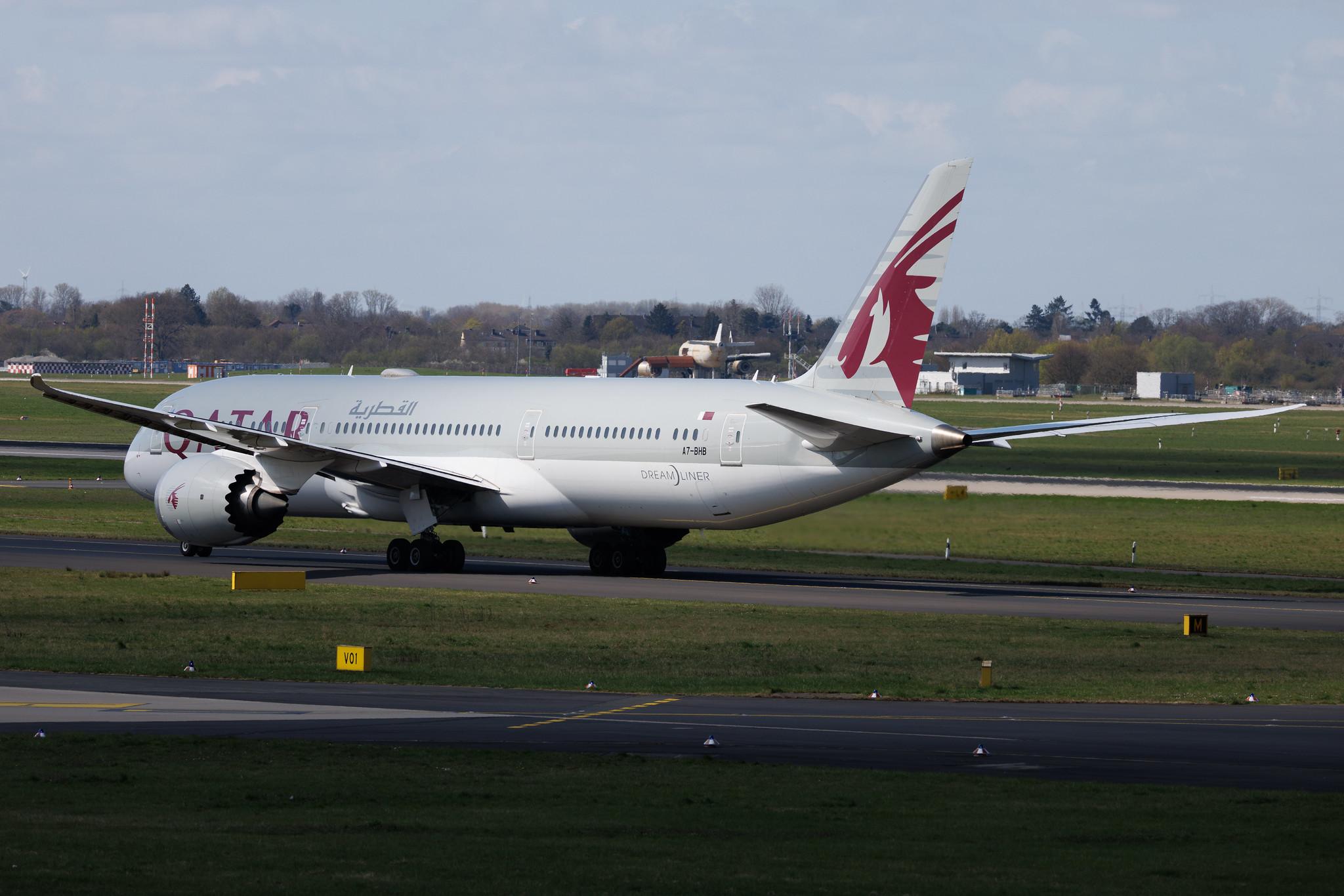 Düsseldorf Airport: Qatar Airways (QR / QTR) | Boeing 787-9 Dreamliner B789 | A7-BHB | MSN 64215