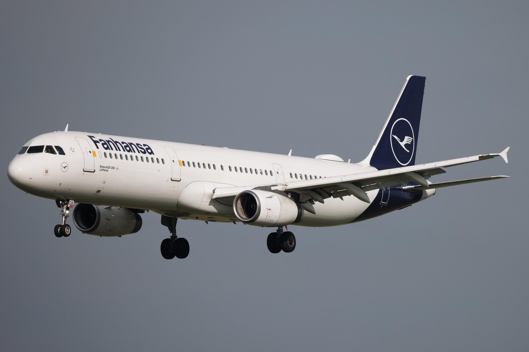 Flughafen Berlin Brandenburg: Lufthansa (LH / DLH) | Airbus A321-231 A321 | D-AIDA | MSN 4360