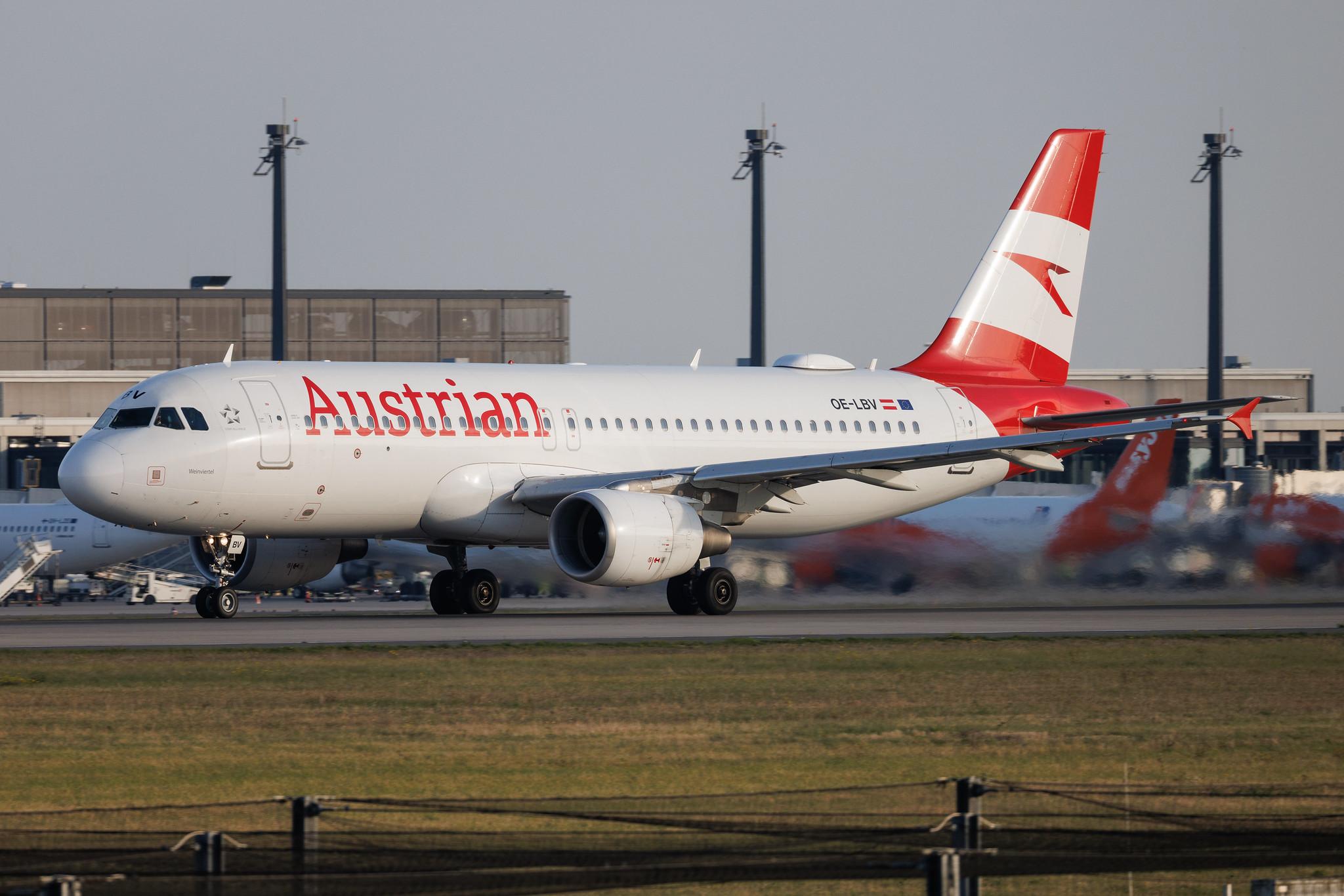Flughafen Berlin Brandenburg: Austrian Airlines (OS / AUA) | Airbus A320-214 A320 | OE-LBV | MSN 1385