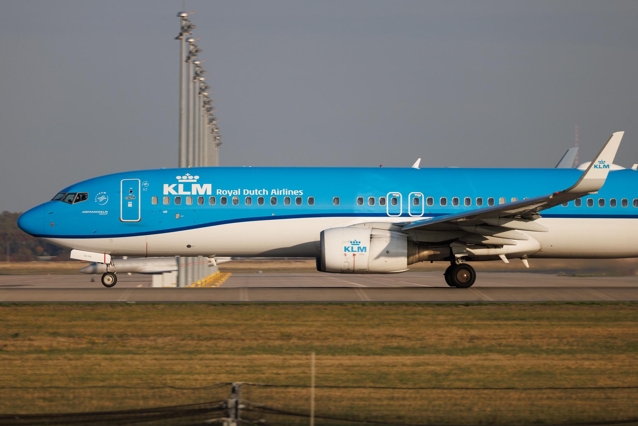 Flughafen Berlin Brandenburg: KLM (KL / KLM) | Boeing 737-8K2 B738 | PH-BXZ | MSN 30368