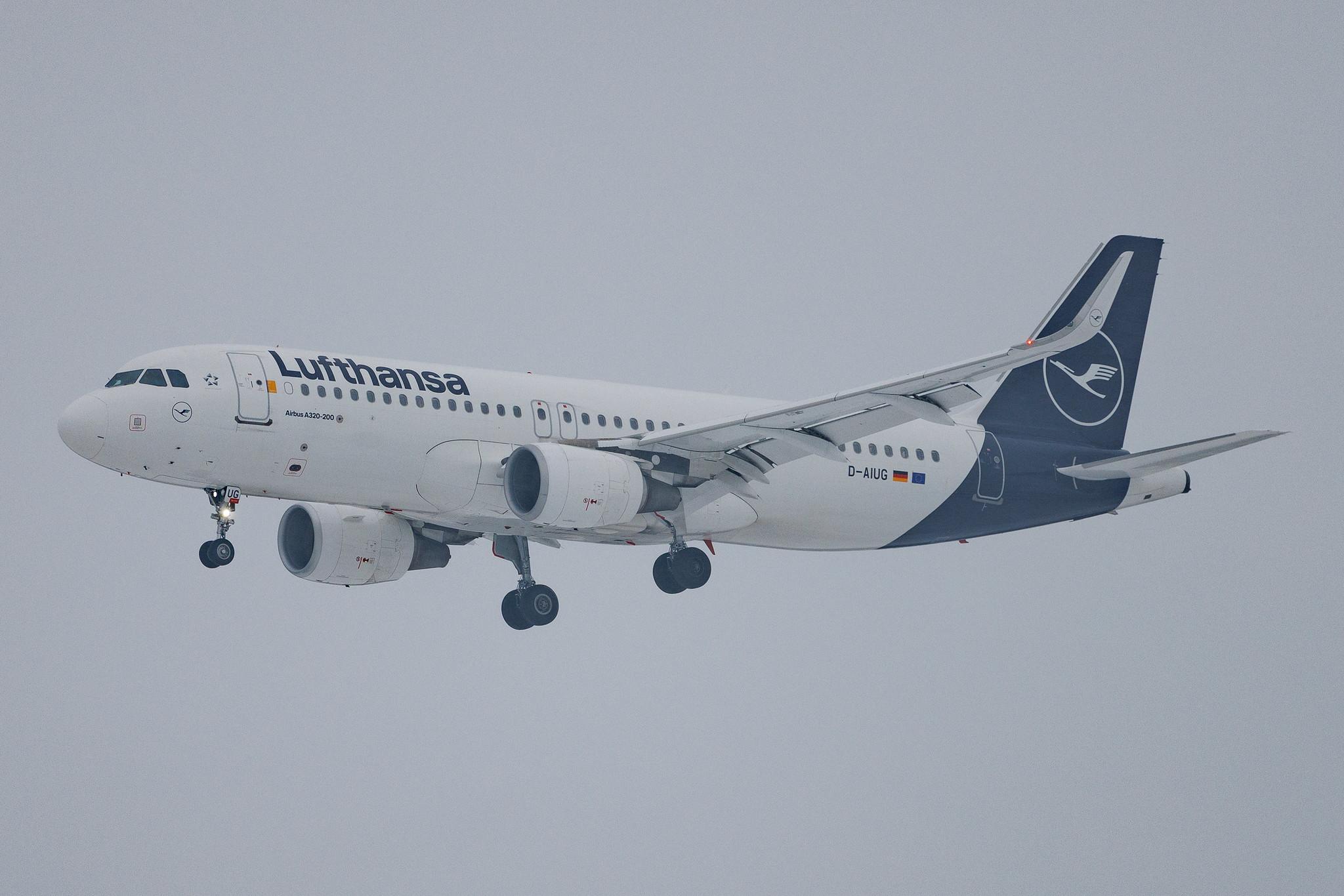 Munich Airport: Lufthansa (LH / DLH) | Airbus A320-214 A320 | D-AIUG | MSN 6202