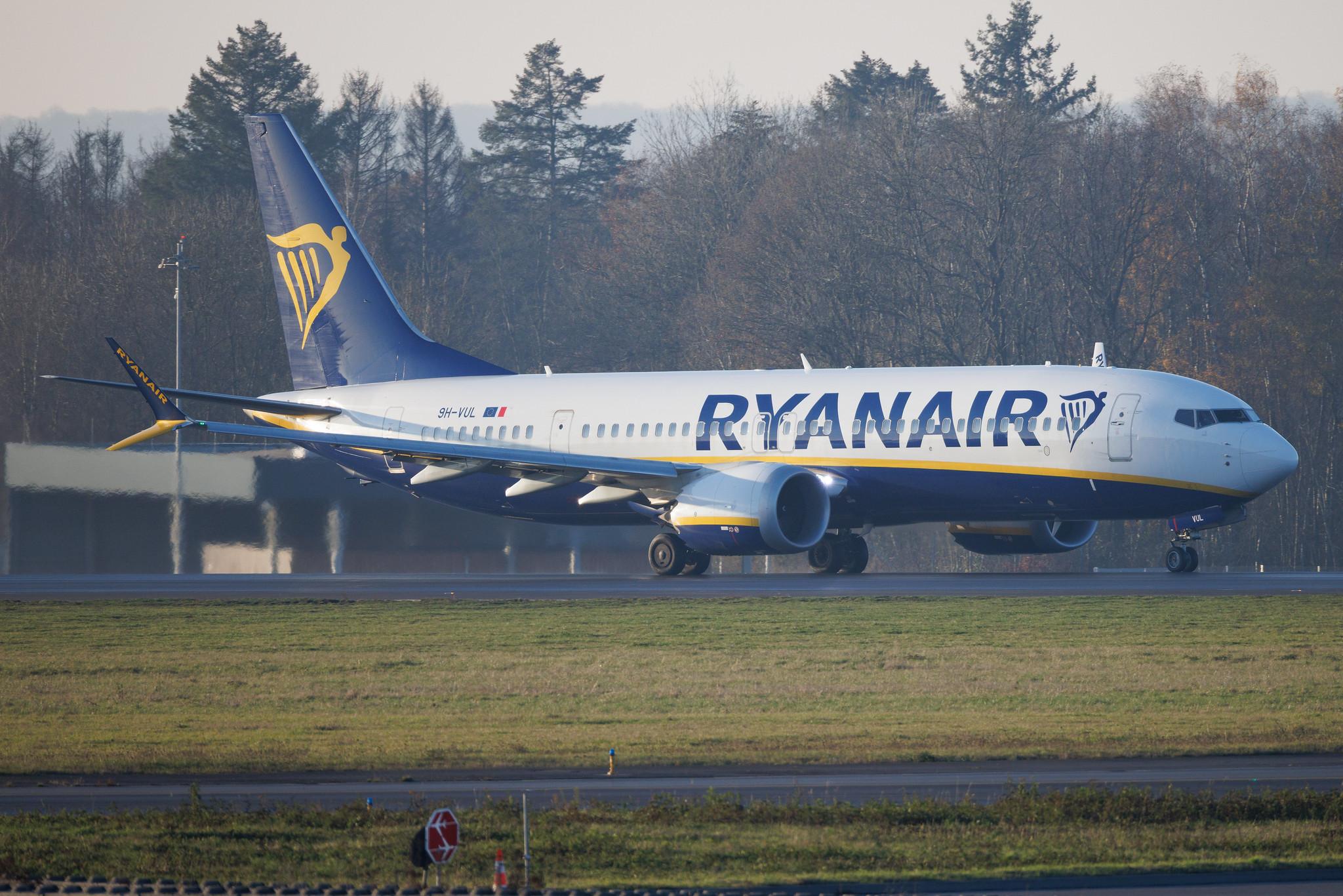 Luxembourg Findel Airport: Ryanair (FR / RYR) | Boeing 737 MAX 8-200 B38M | 9H-VUL | MSN 62332