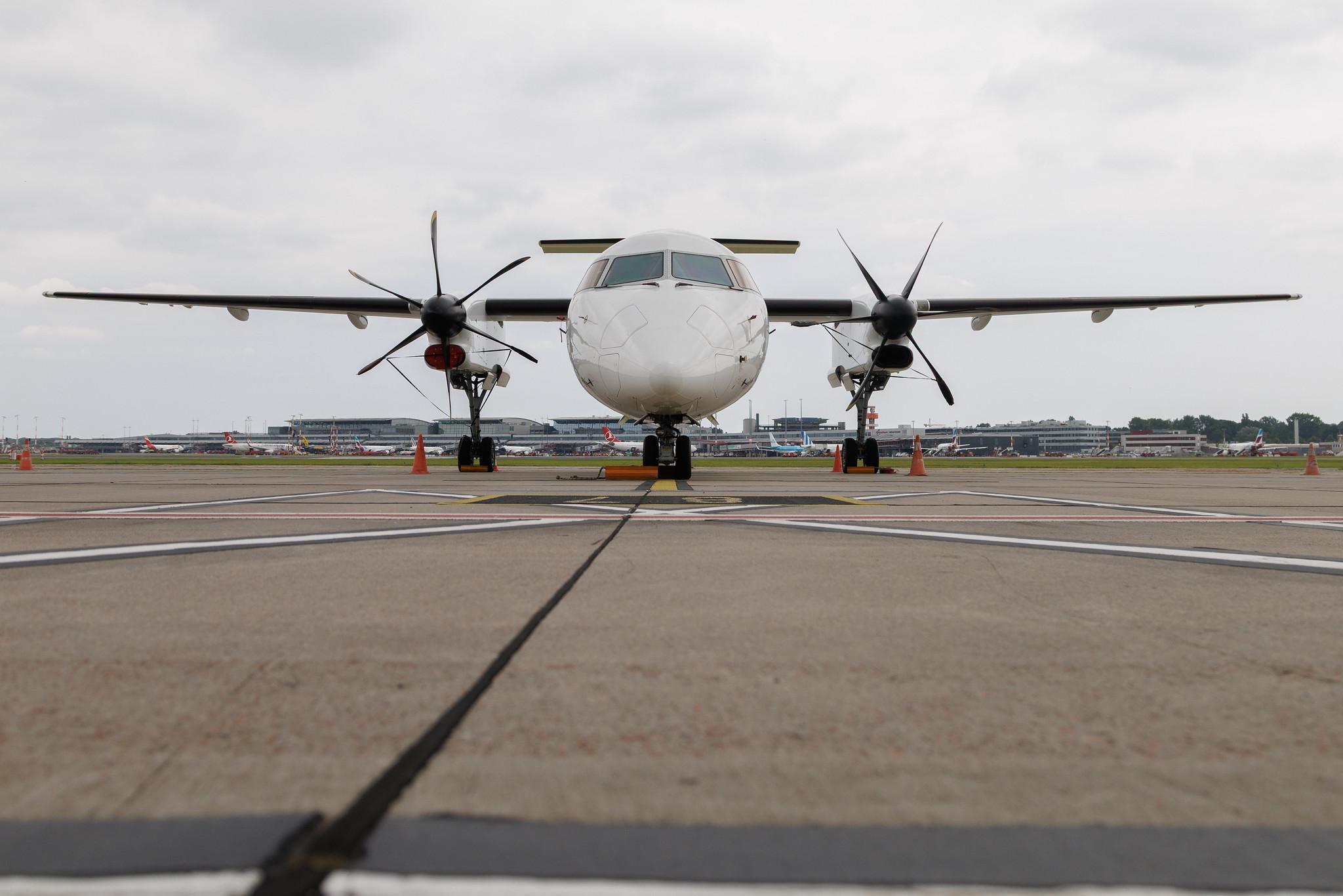 Hamburg Airport: SkyAlps (BQ / SWU) | De Havilland Canada Dash 8-400 DH8D | 9H-MAYA | MSN 4248