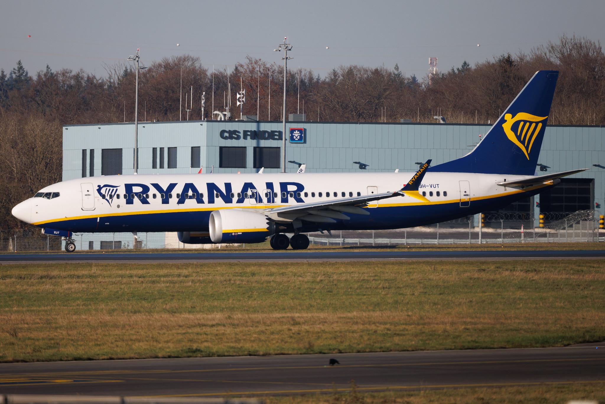 Luxembourg Findel Airport: Ryanair (FR / RYR) | Operator: Malta Air | Boeing 737 MAX 8-200 B38M | 9H-VUT | MSN 65882