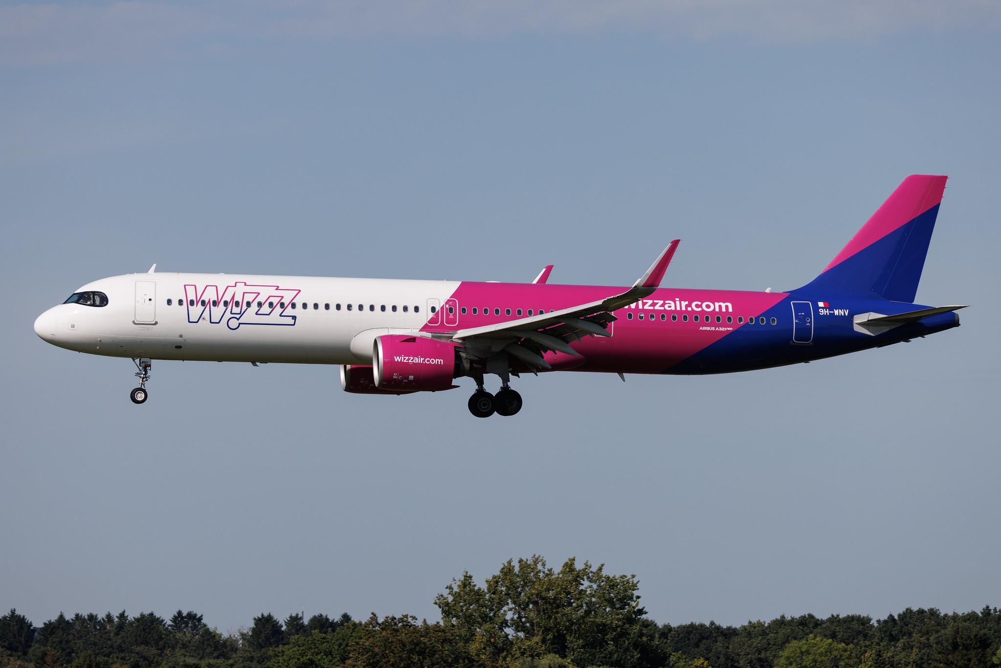 Hamburg Airport: Wizz Air (W6 / WZZ) | Operator: Wizz Air Malta | Airbus A321-271NX A21N | 9H-WNV | MSN 12366