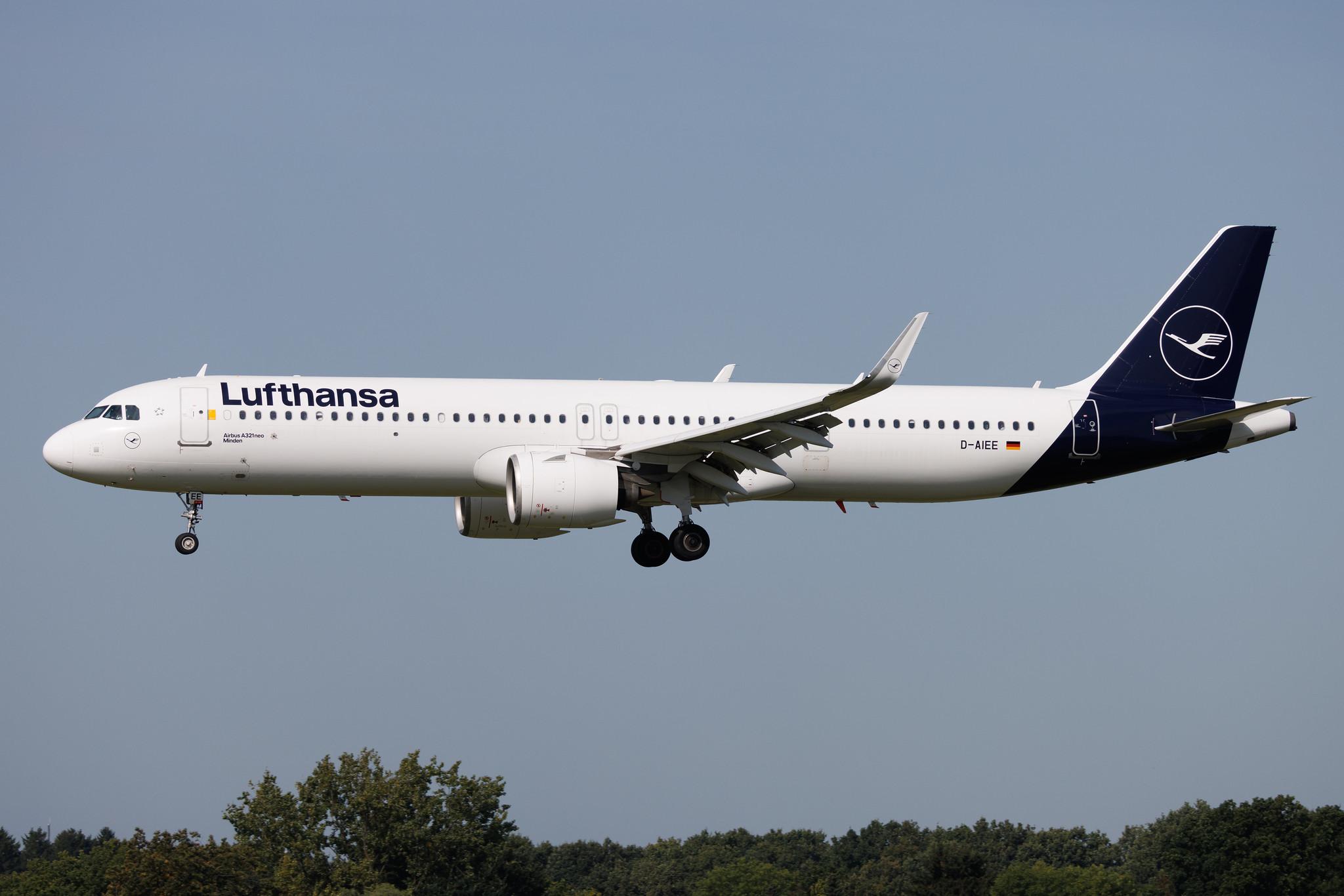 Hamburg Airport: Lufthansa (LH / DLH) | Airbus A321-271NX A21N | D-AIEE | MSN 9046