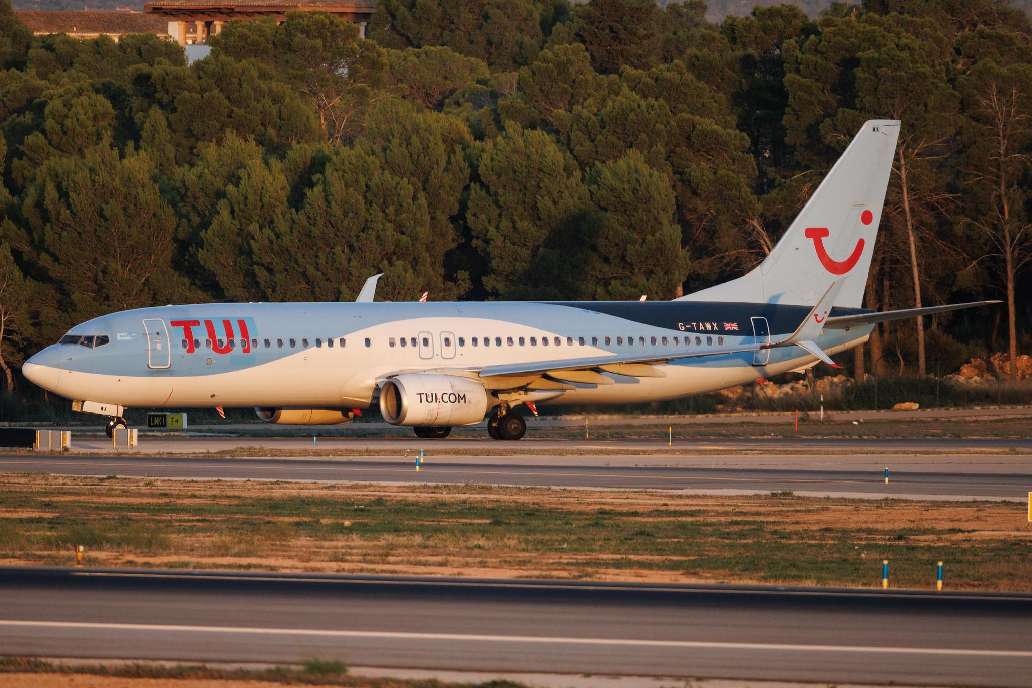 Palma de Mallorca Airport: TUI (X3 / TUI) | Operator: TUI Airways | Boeing 737-8K5 B738 | G-TAWX | MSN 44272