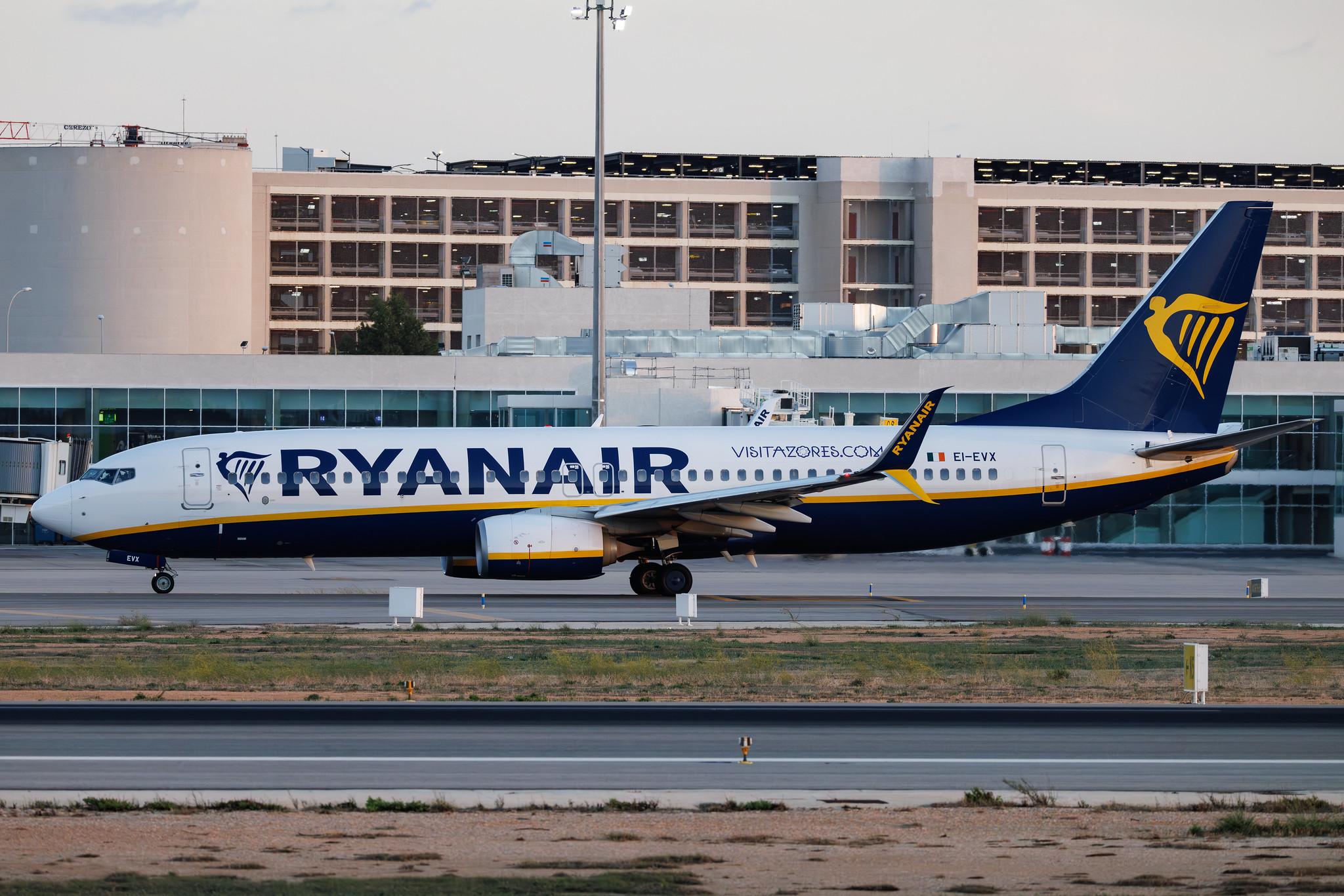 Palma de Mallorca Airport: Ryanair (FR / RYR) | Operator: Malta Air | Boeing 737-8AS B738 | 9H-QCF | MSN 44725
