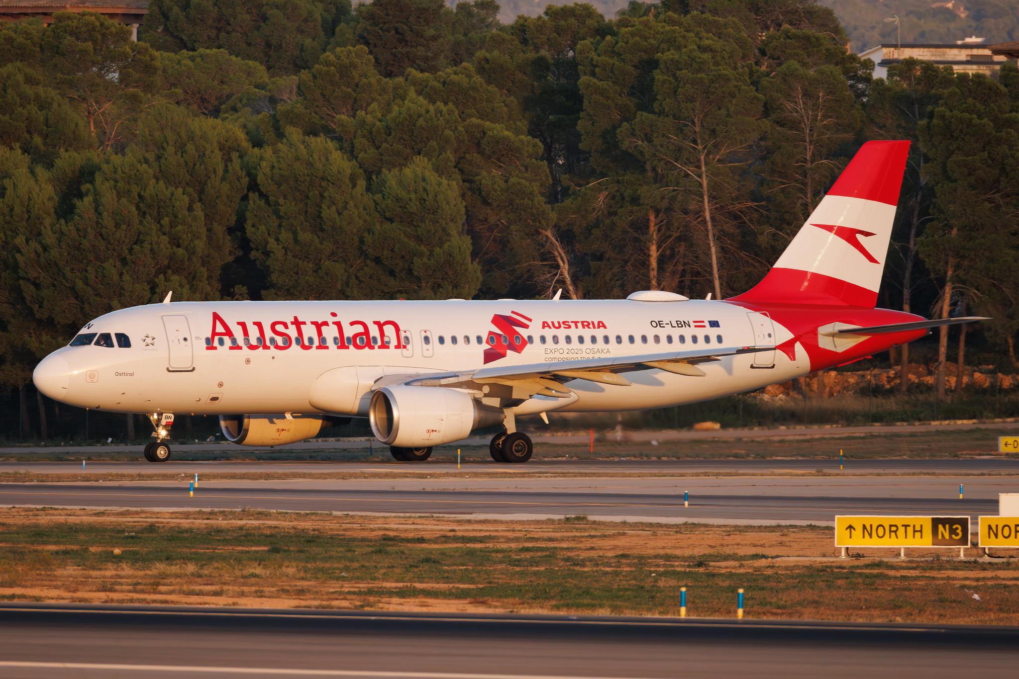 Palma de Mallorca Airport: Austrian Airlines (OS / AUA) | Livery: EXPO 2025 Osaka Stickers | Airbus A320-214 A320 | OE-LBN | MSN 0768
