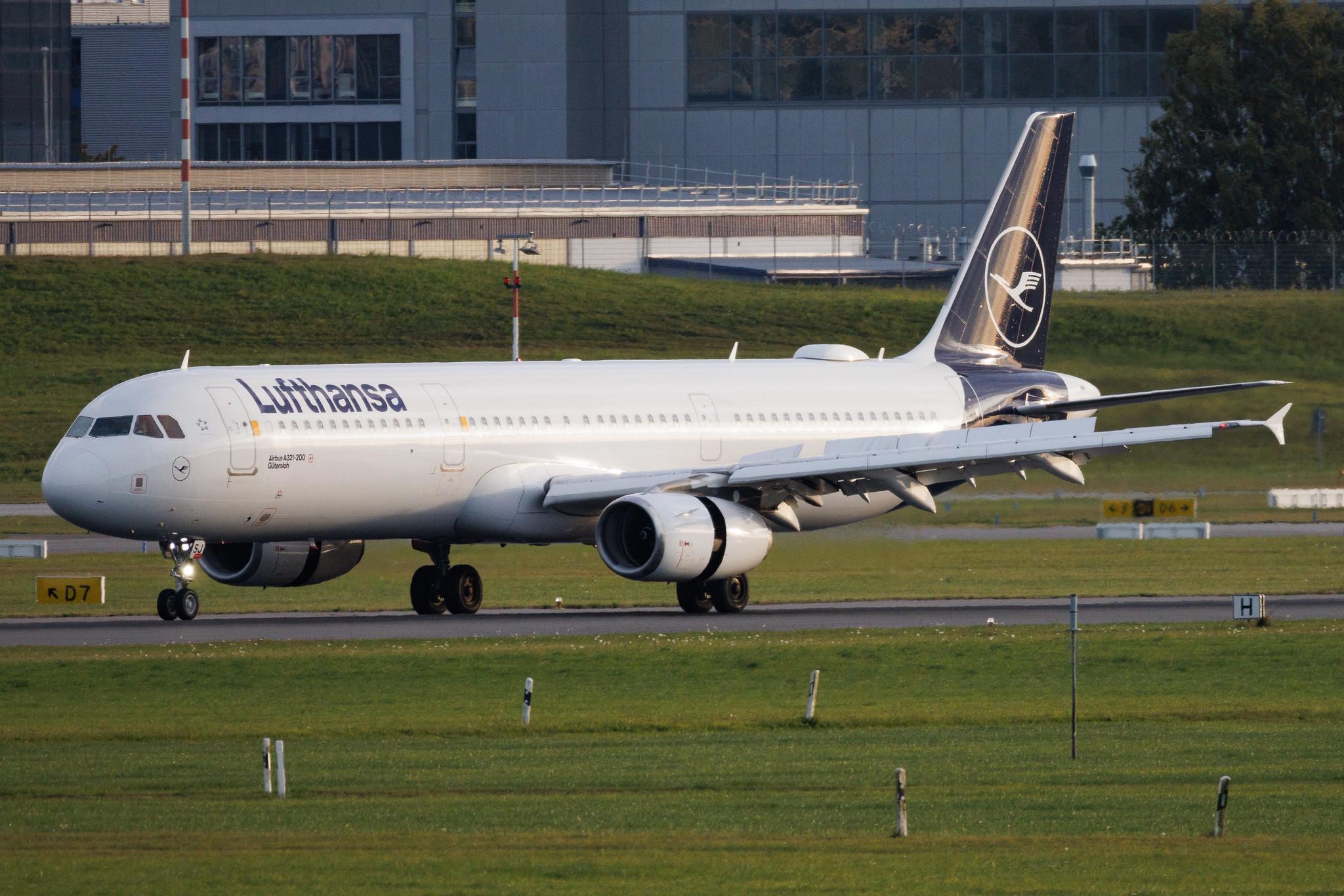 Hamburg Airport: Lufthansa (LH / DLH) | Airbus A321-231 A321 | D-AISJ | MSN 3360