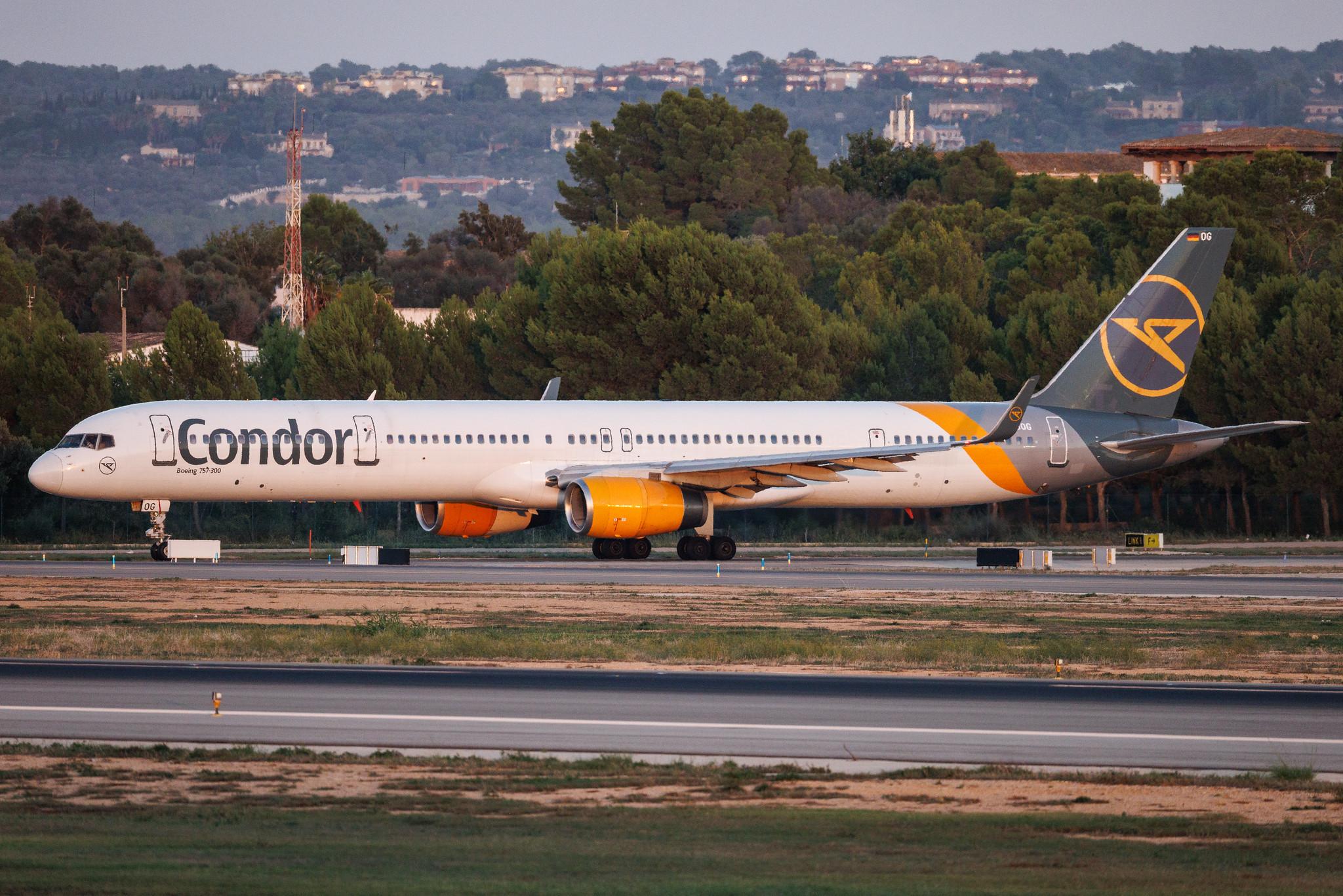 Palma de Mallorca Airport: Condor (DE / CFG) | Boeing 757-330 B753 | D-ABOG | MSN 29014