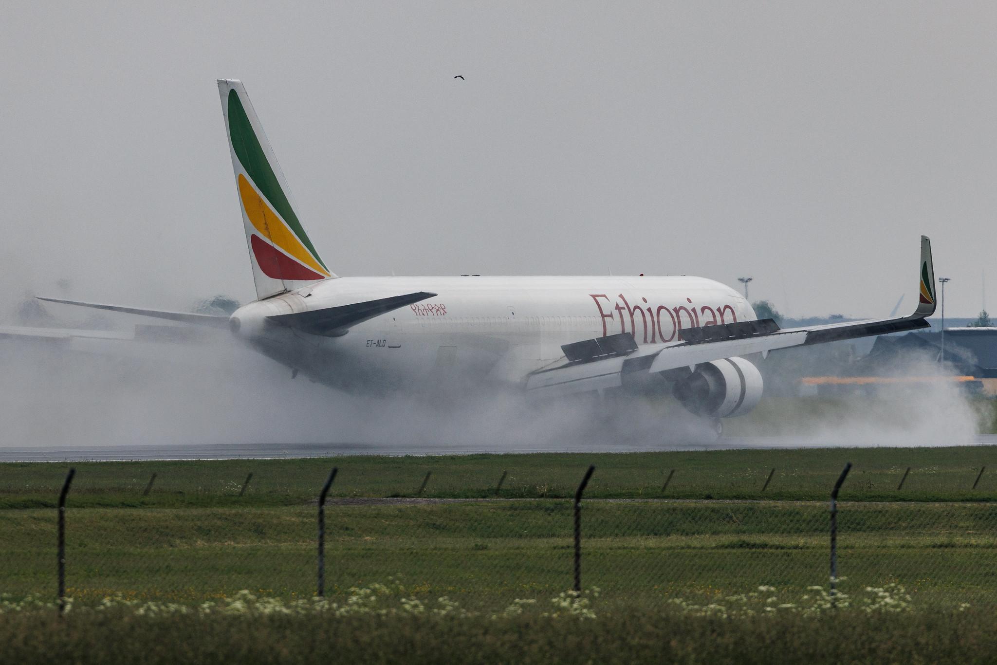Copenhagen Airport: Ethiopian Cargo (ET / ETH) | Operator: Ethiopian Airlines | Boeing 767-360(ER)(BDSF) B763 | ET-ALO | MSN 33768