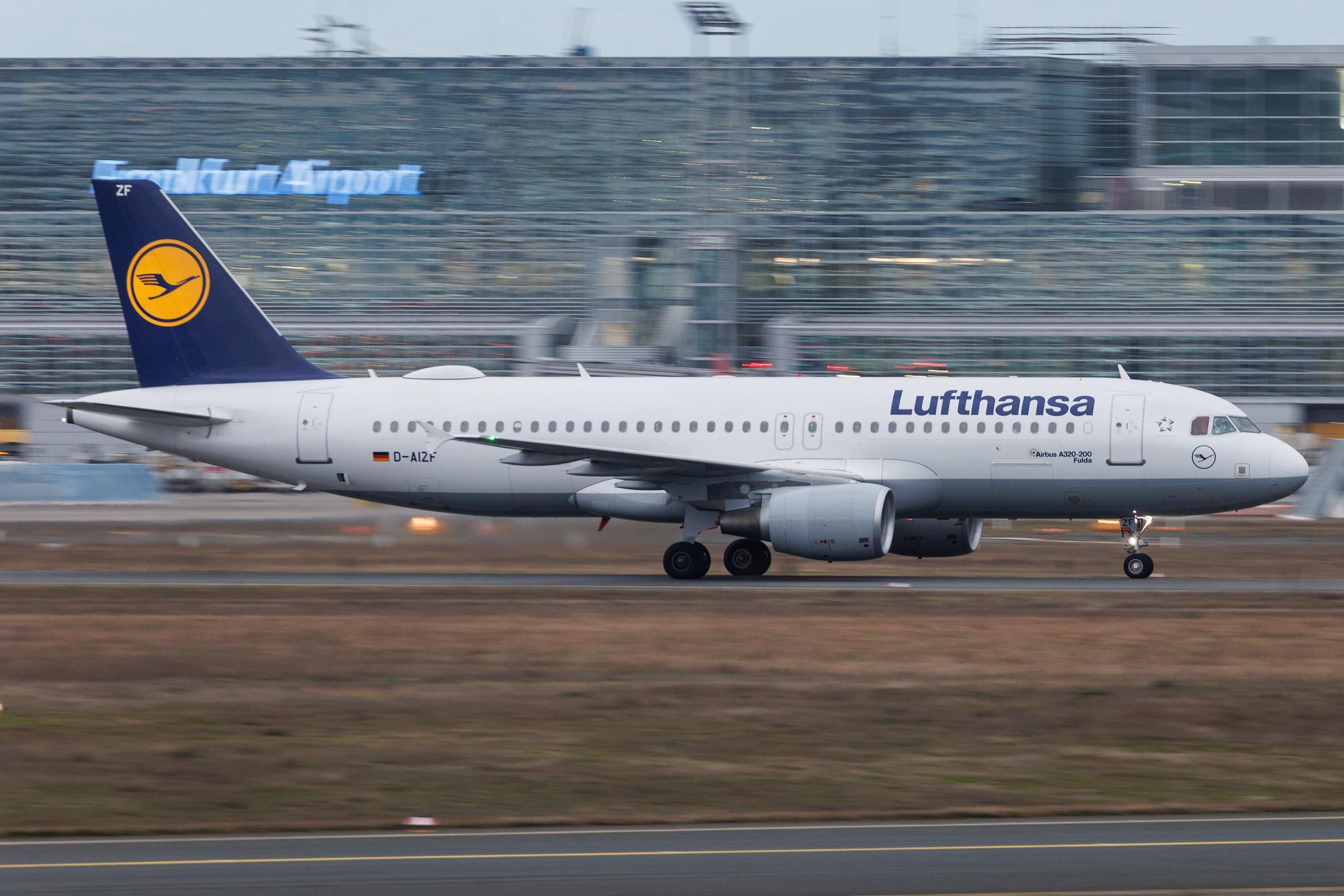 Frankfurt Airport: Lufthansa (LH / DLH) | Airbus A320-214 A320 | D-AIZF | MSN 4289