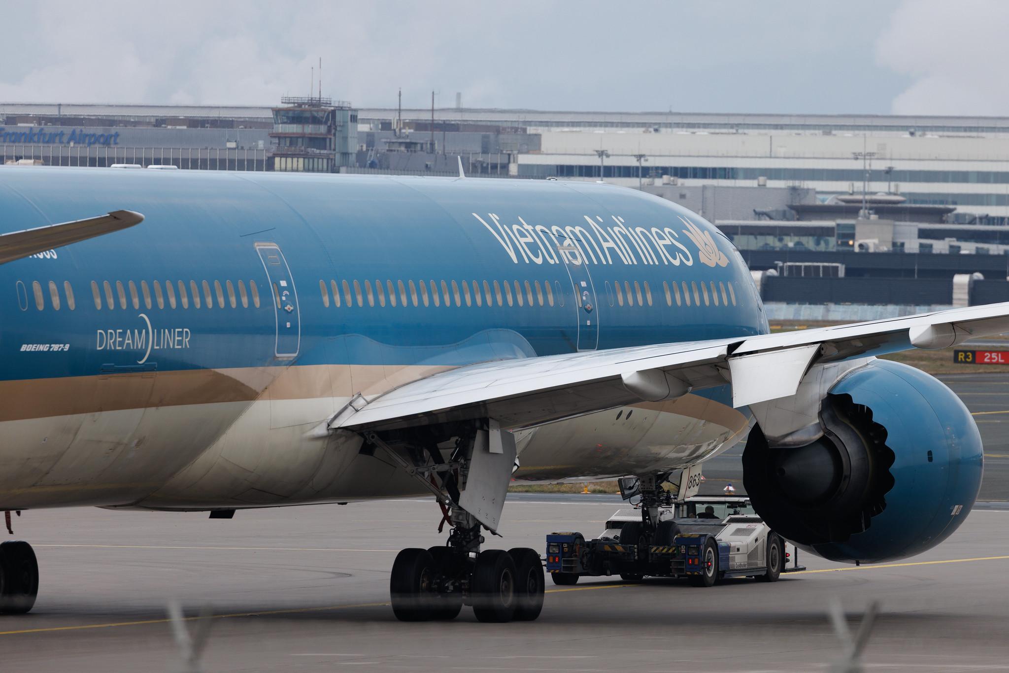 Frankfurt Airport: Vietnam Airlines (VN / HVN) | Boeing 787-9 Dreamliner B789 | VN-A863 | MSN 35153