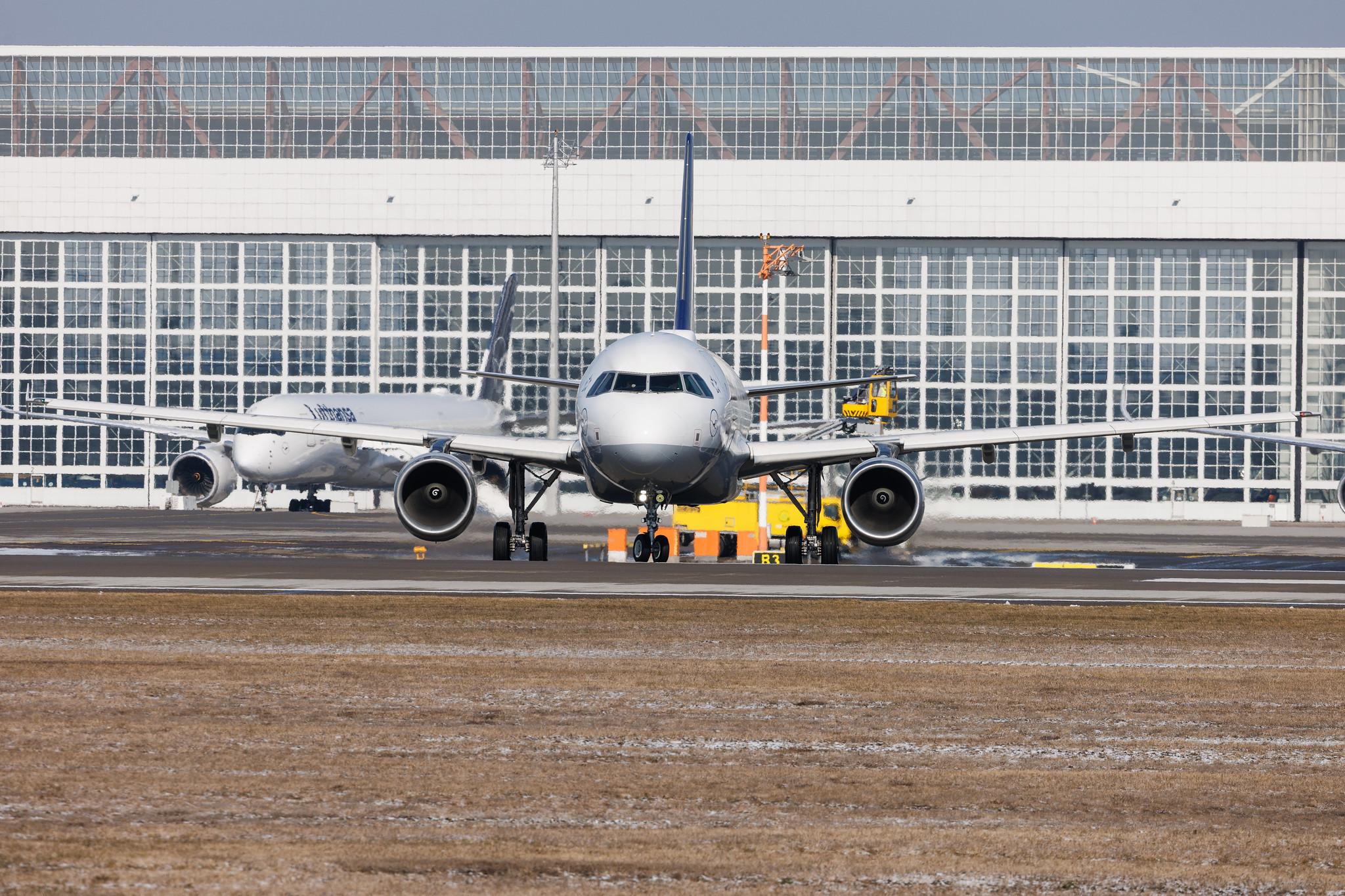Munich Airport: Lufthansa (LH / DLH) | Airbus A319-112 A319 | D-AIBD | MSN 4455
