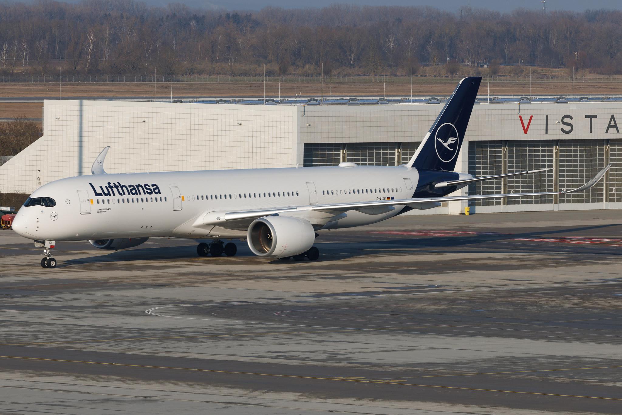 Munich Airport: Lufthansa (LH / DLH) | Airbus A350-941 A359 | D-AIXW | MSN 663