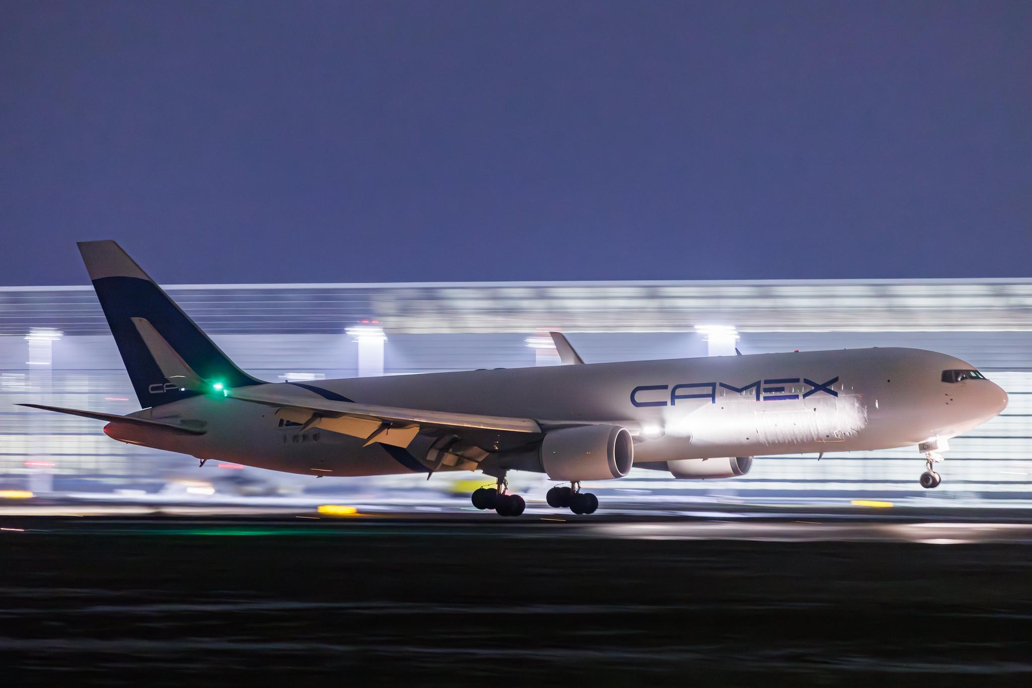 Munich Airport: CAMEX Airlines (Z7 / CMS) | Boeing 767-323(ER)(BDSF) B763 | 4L-CME | MSN 25451