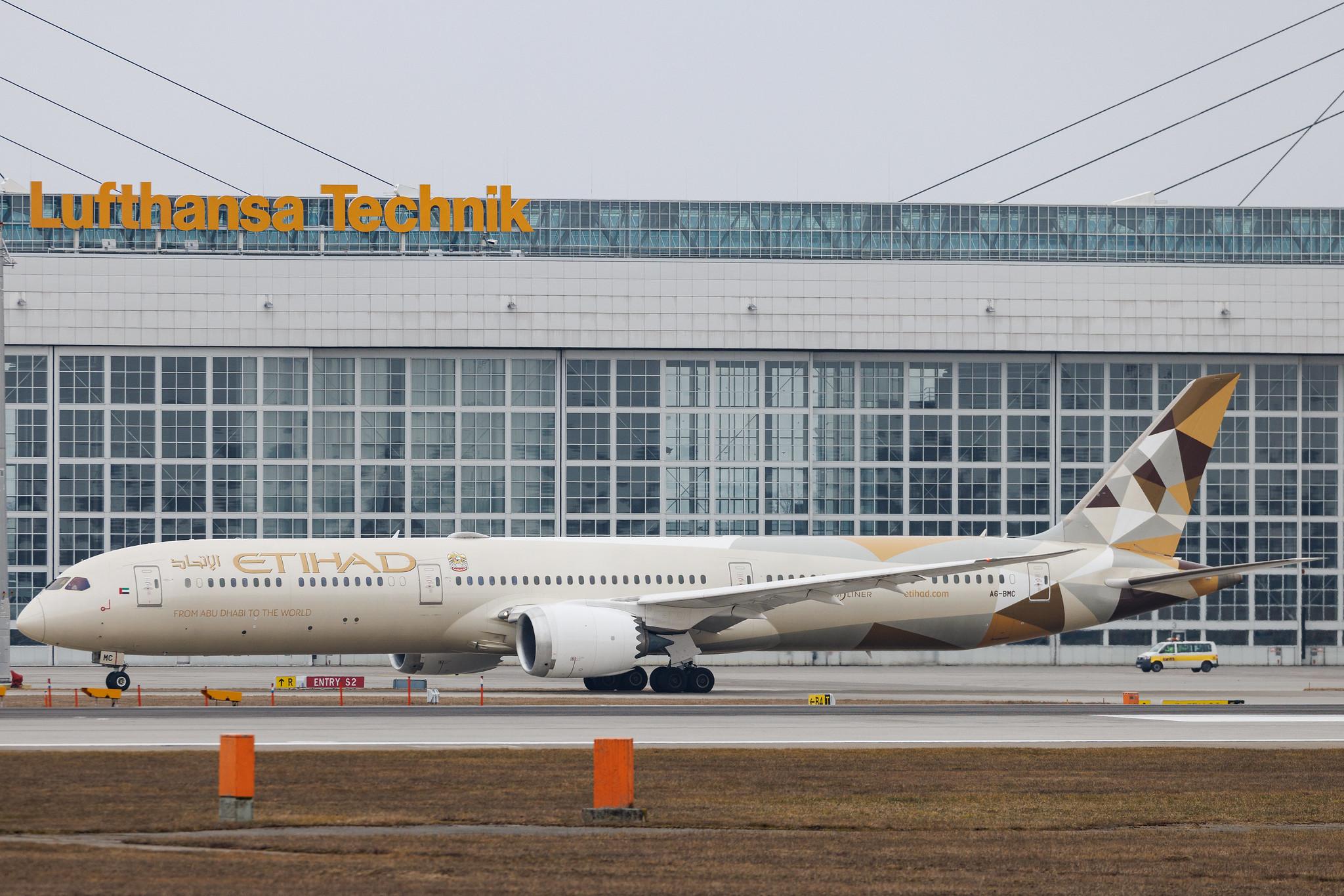 Munich Airport: Etihad Airways (EY / ETD) | Boeing 787-10 Dreamliner B78X | A6-BMC | MSN 60757