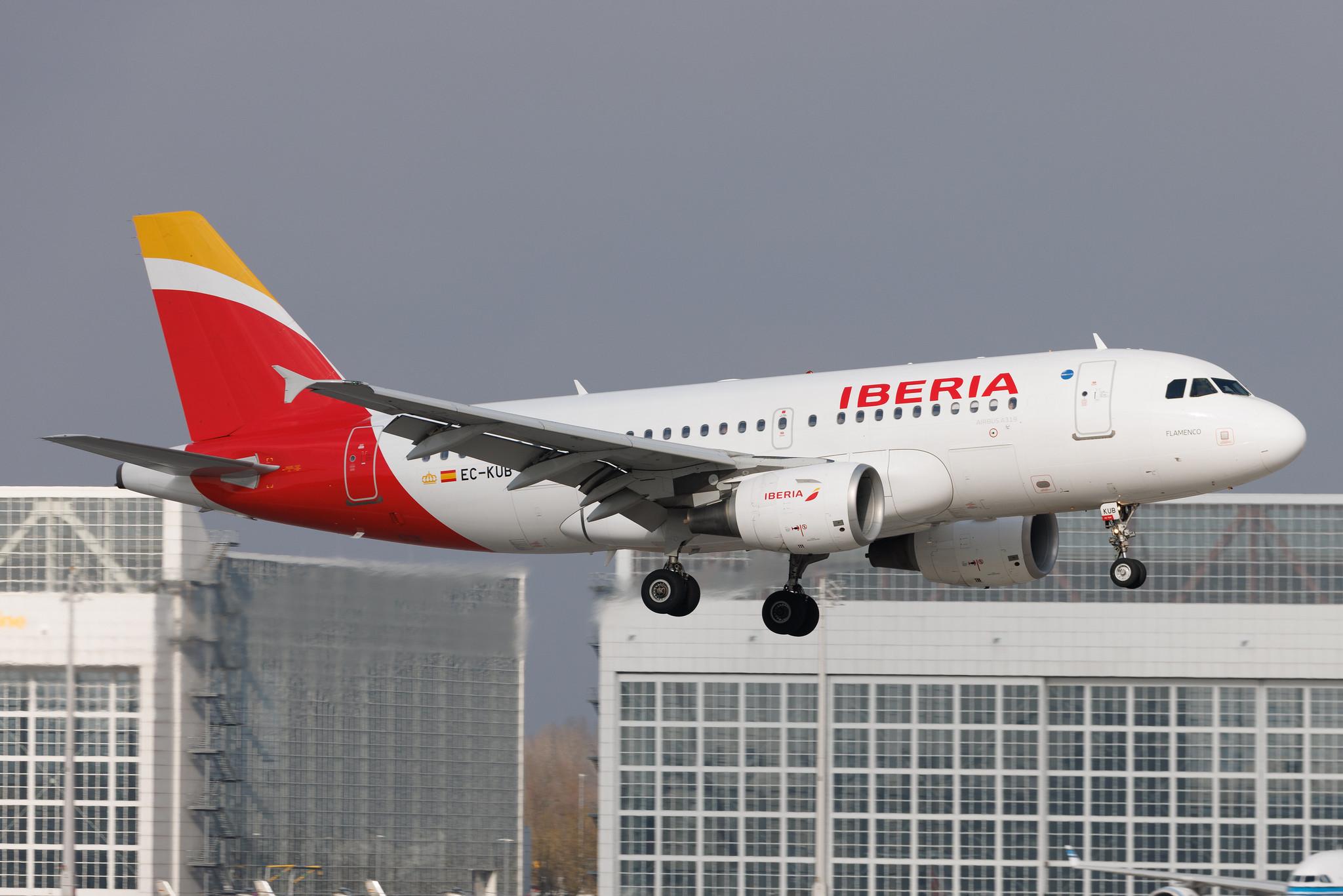 Munich Airport: Iberia (IB / IBE) | Airbus A319-111 A319 | EC-KUB | MSN 03651
