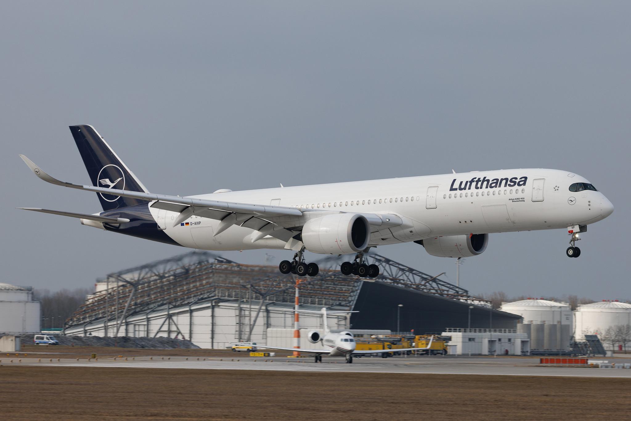 Munich Airport: Lufthansa (LH / DLH) | Airbus A350-941 A359 | D-AIXP | MSN 390