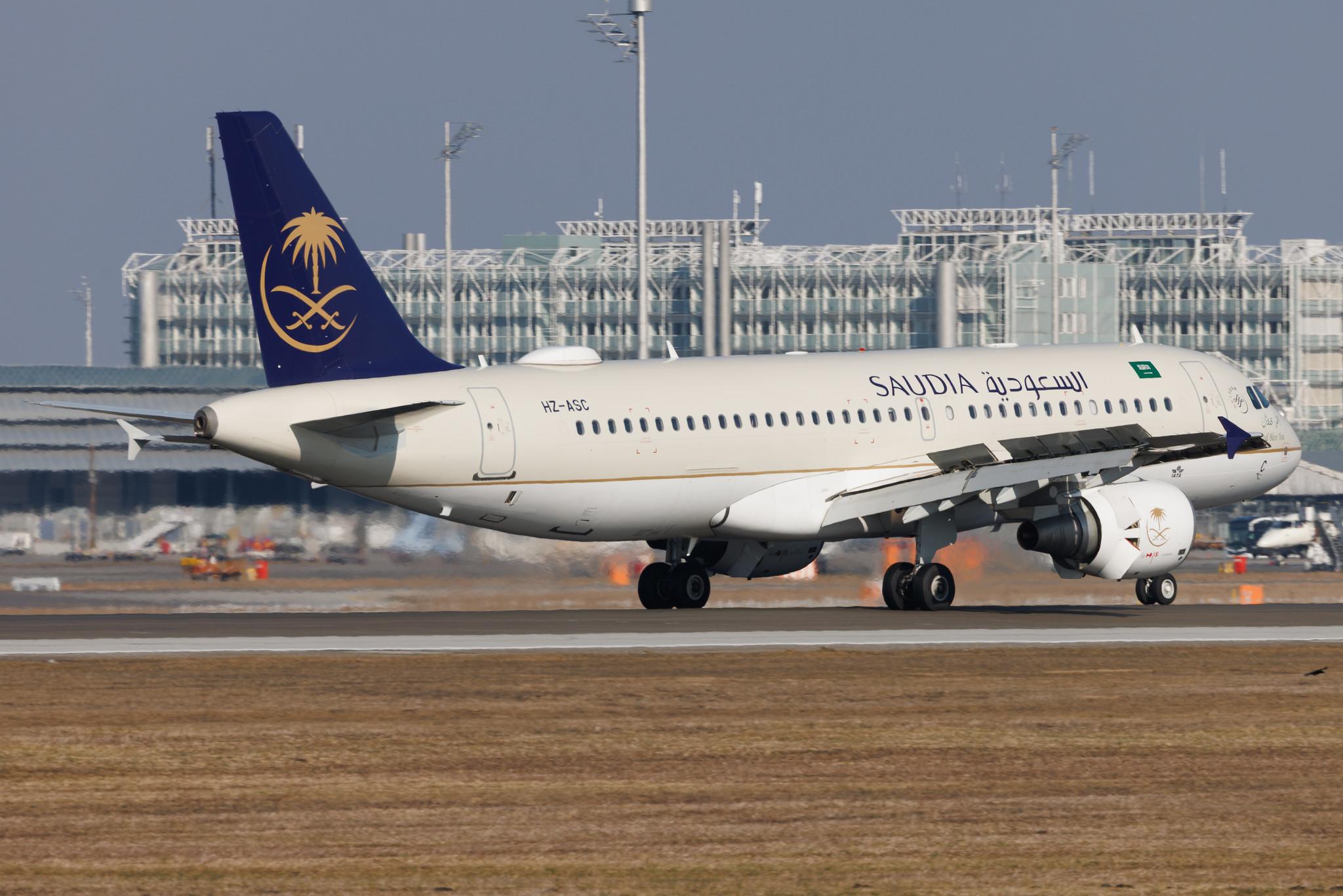 Munich Airport: Saudia (SV / SVA) | Airbus A320-214 A320 | HZ-ASC | MSN 4337
