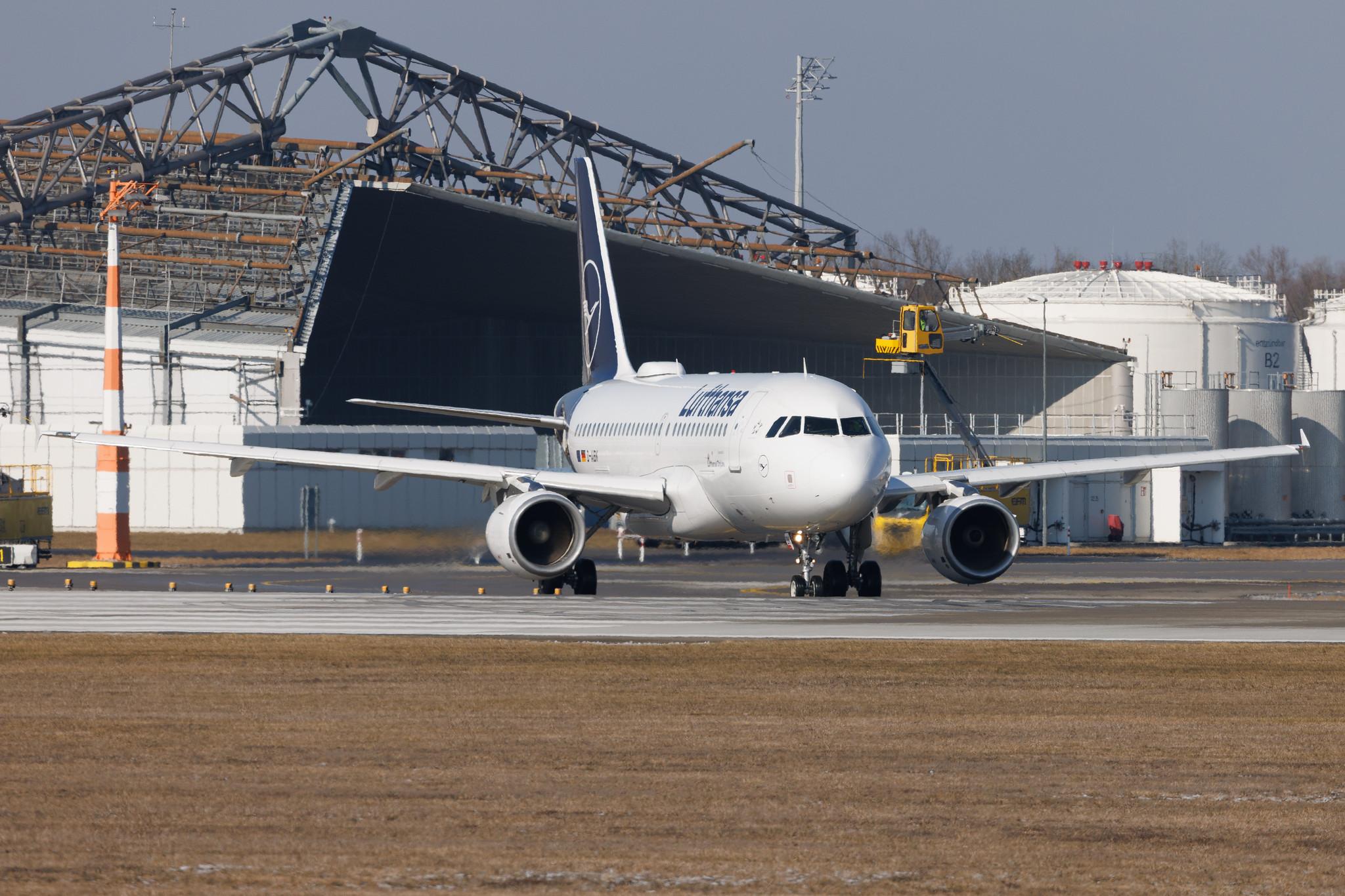 Munich Airport: Lufthansa (LH / DLH) | Operator: Lufthansa CityLine | Airbus A319-112 A319 | D-AIBK | MSN 2131